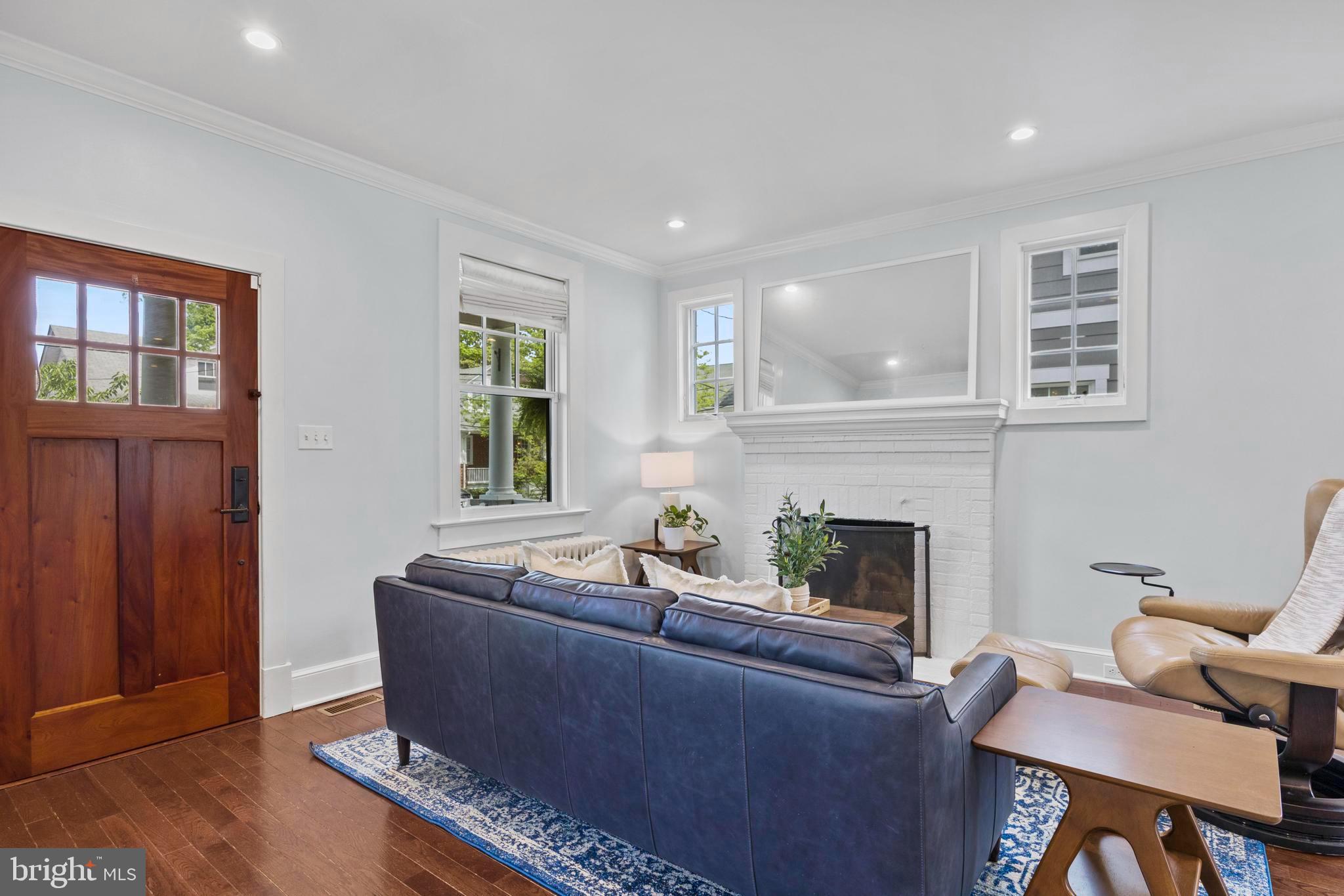 ROSEMONT - Residential