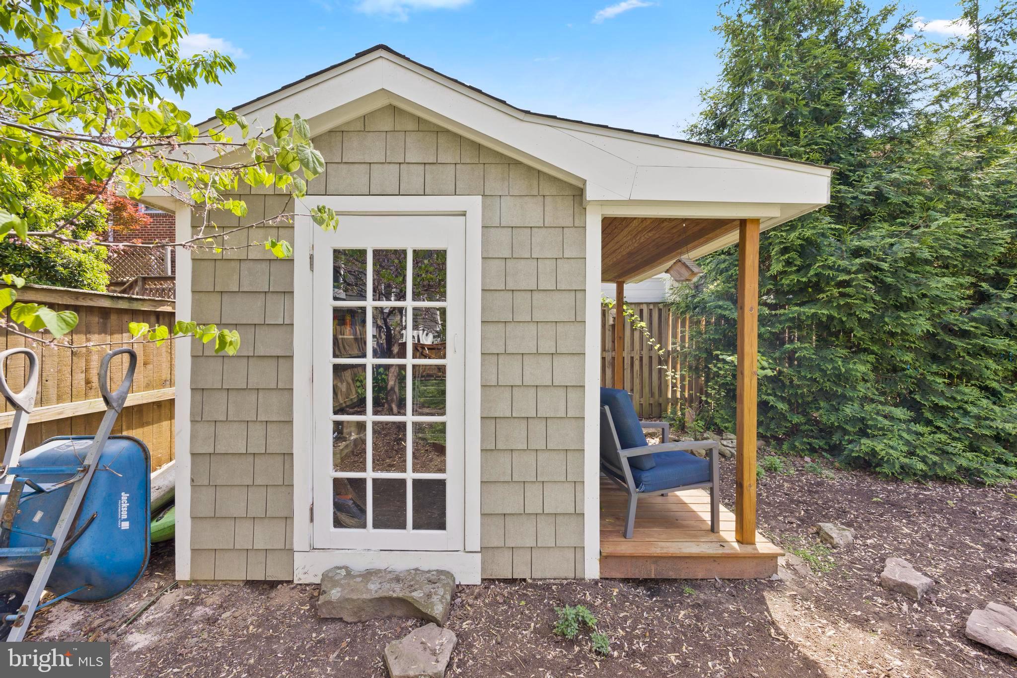 ROSEMONT - Residential