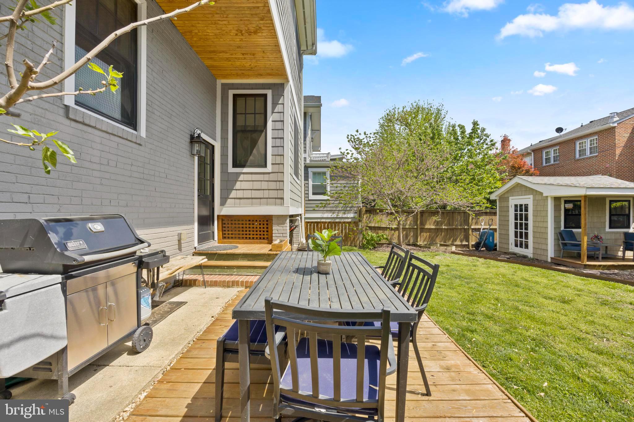 ROSEMONT - Residential