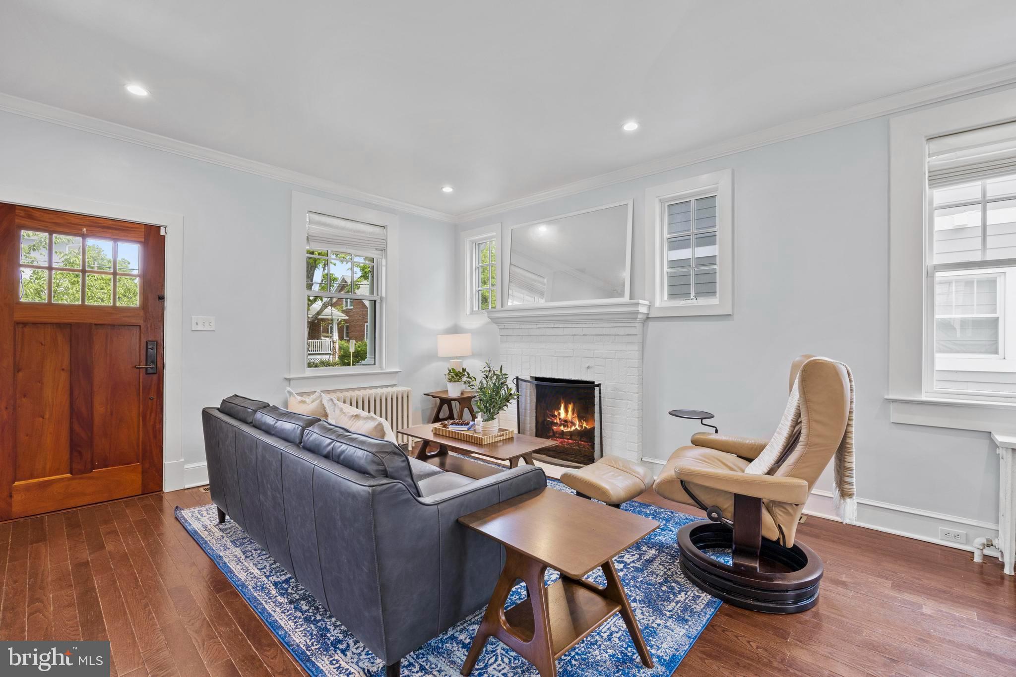 ROSEMONT - Residential