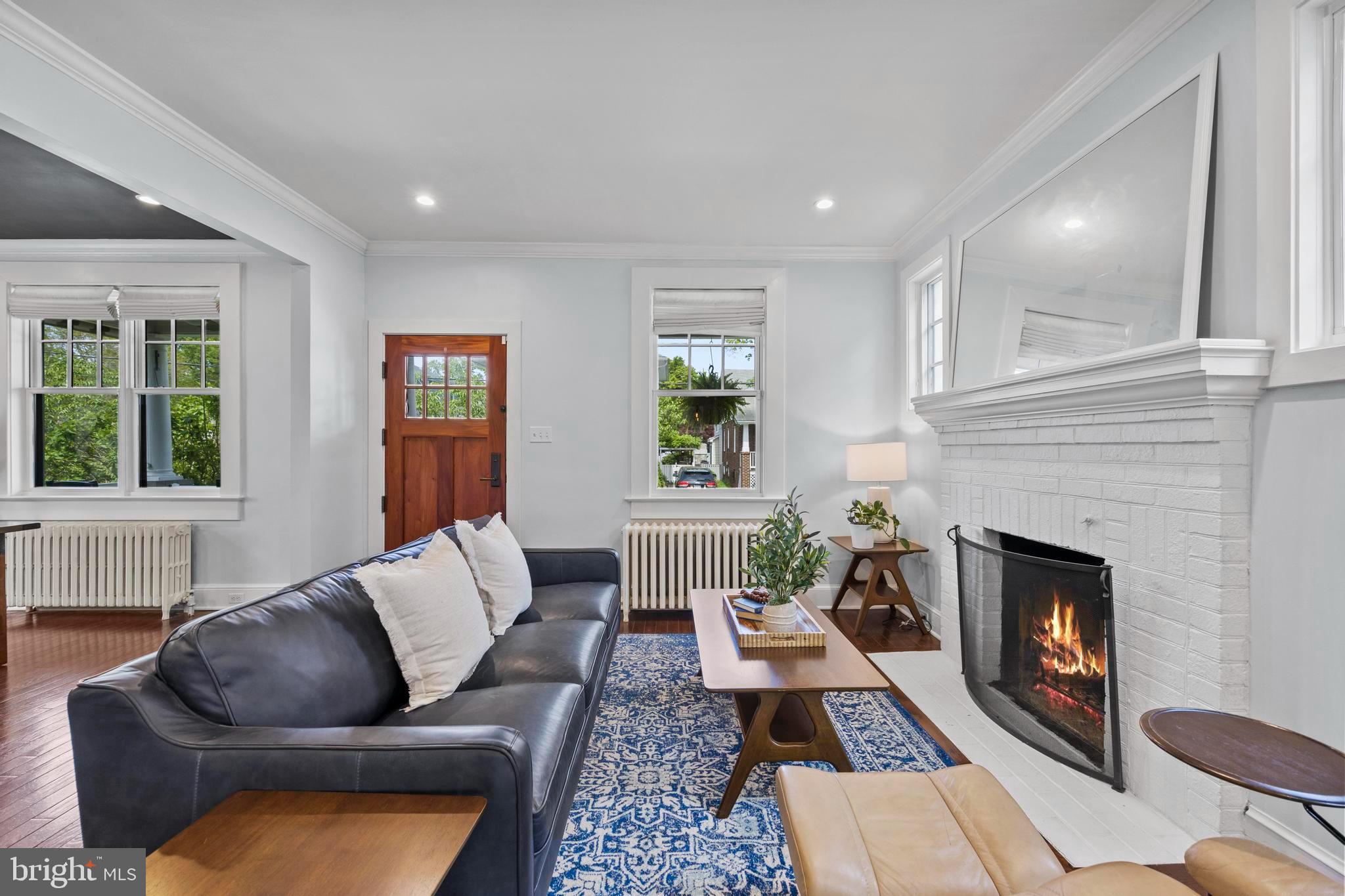 ROSEMONT - Residential