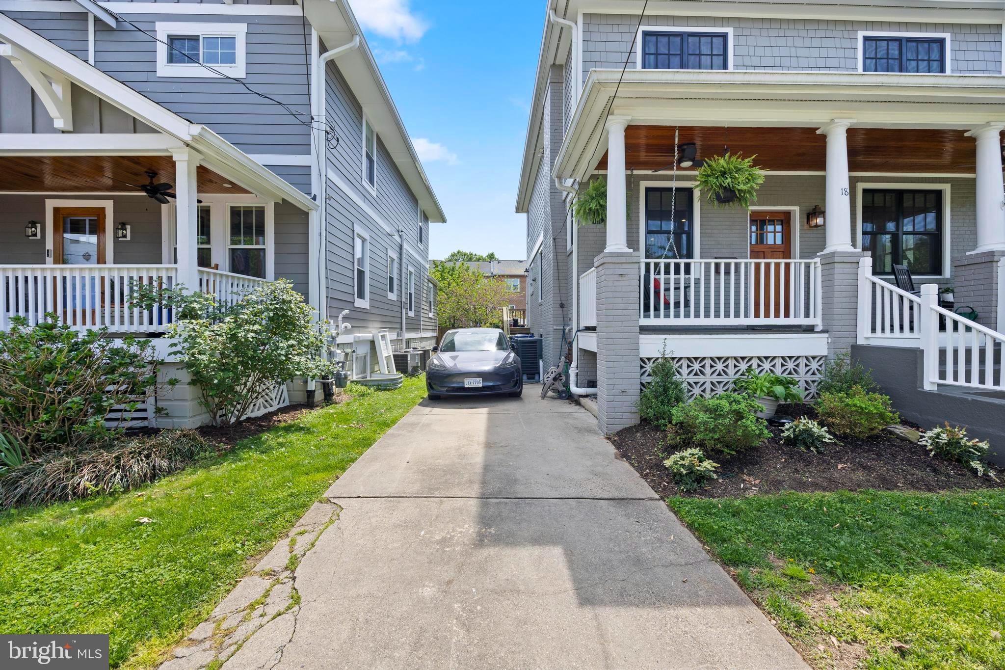 ROSEMONT - Residential