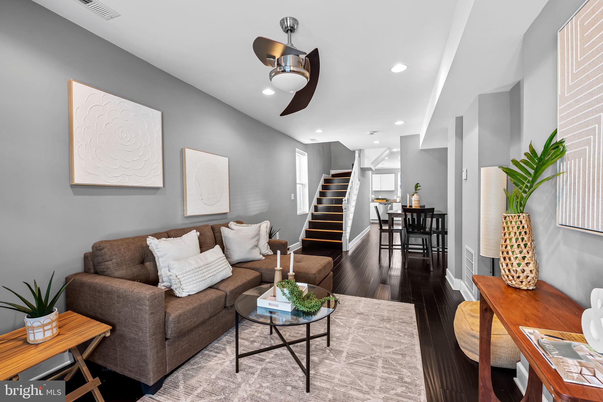 901 WASHINGTON BOULEVARD