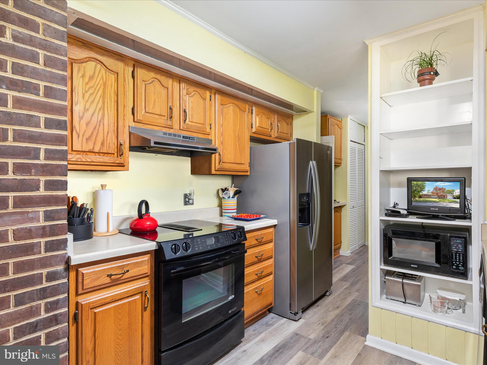 A MELVIN LEWIS - Residential