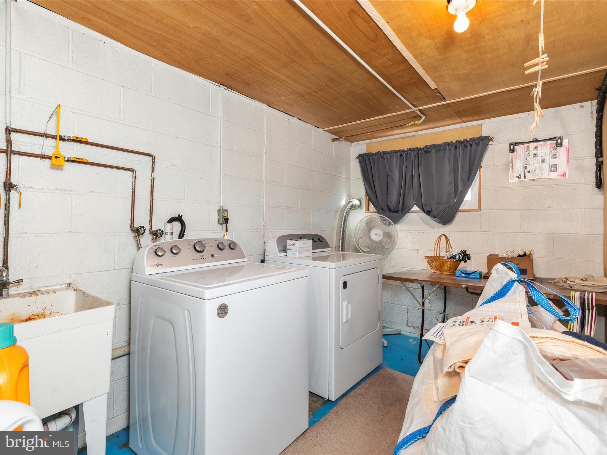 A MELVIN LEWIS - Residential