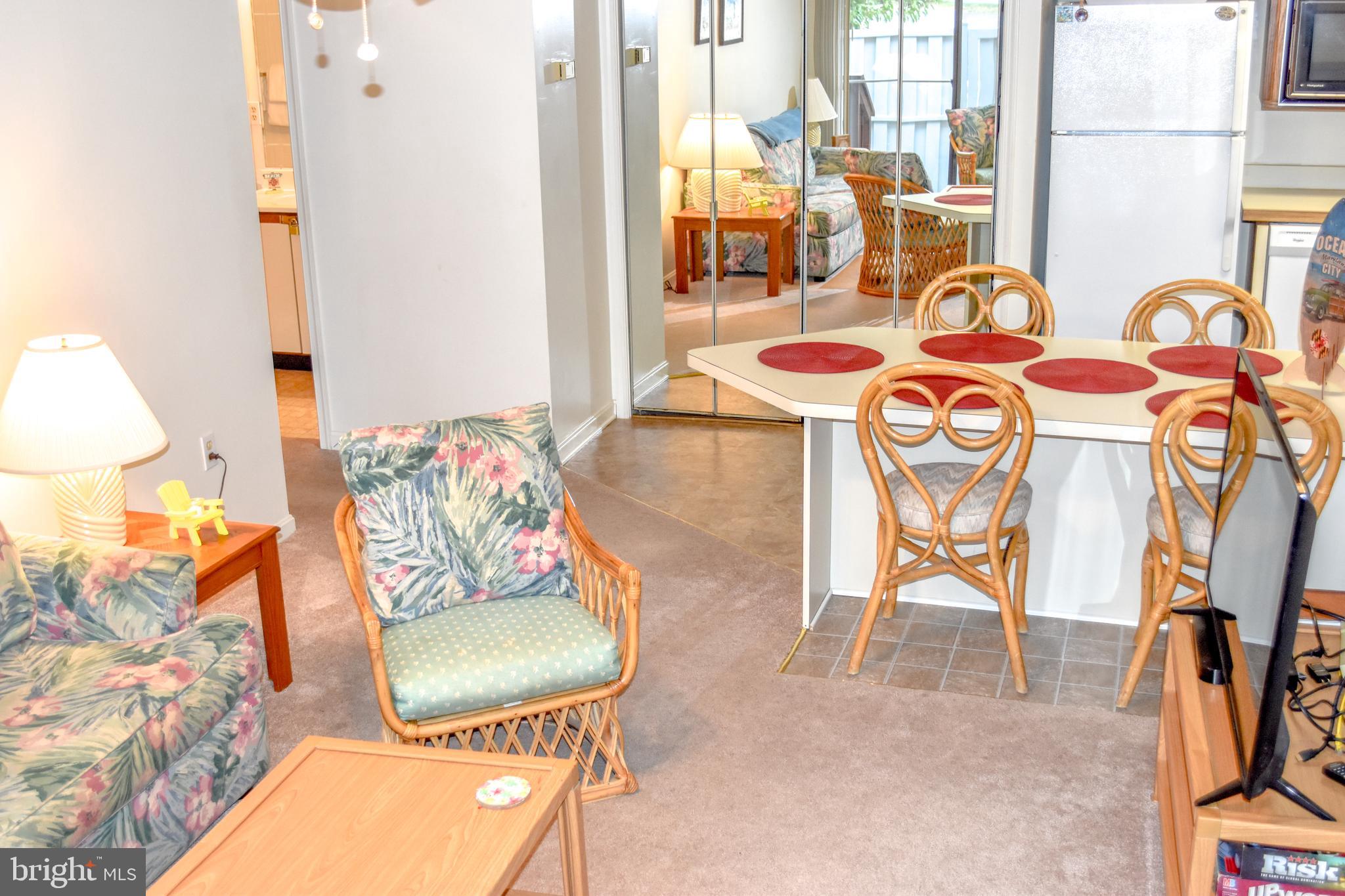 WHISPERING WOODS - Residential