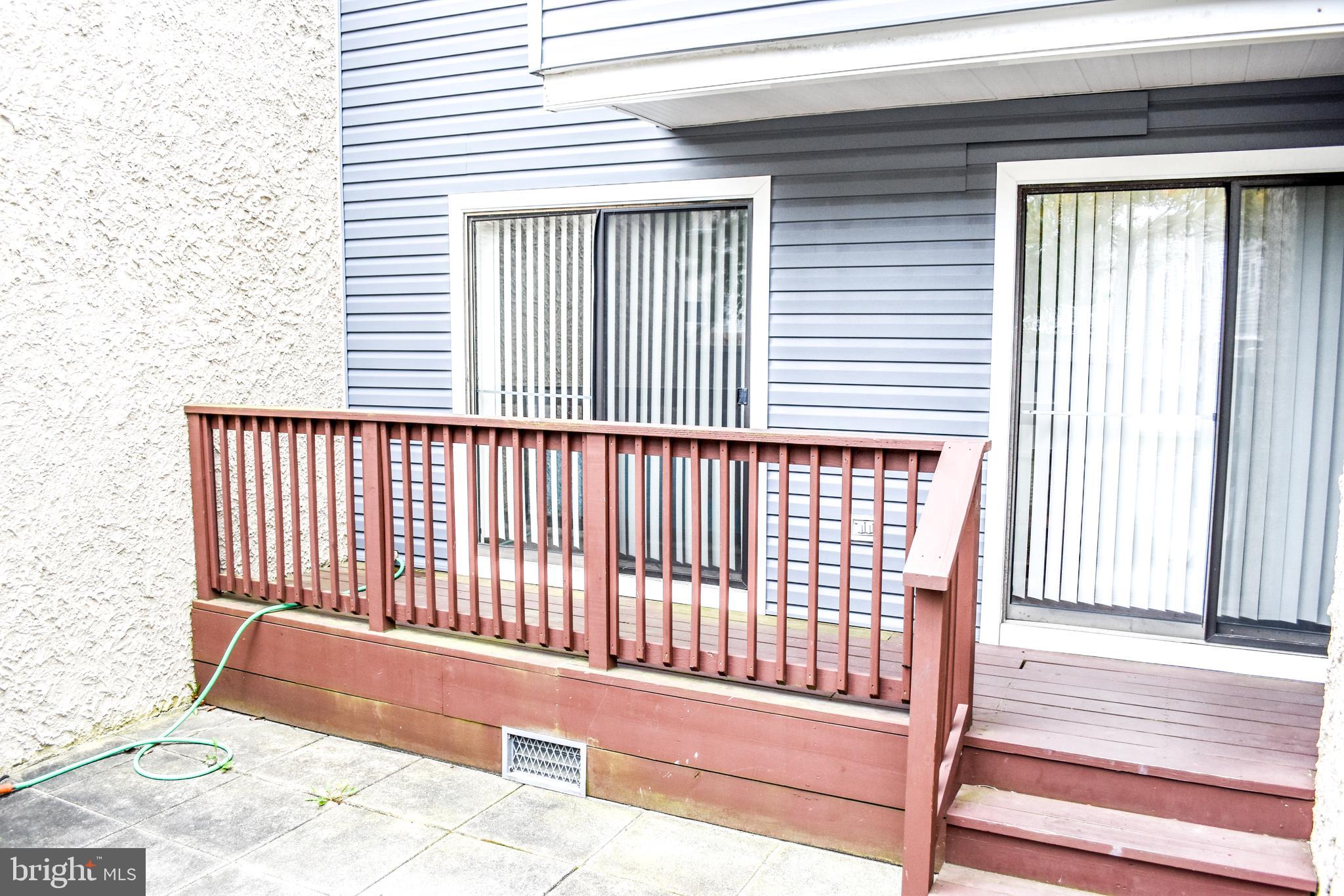 WHISPERING WOODS - Residential