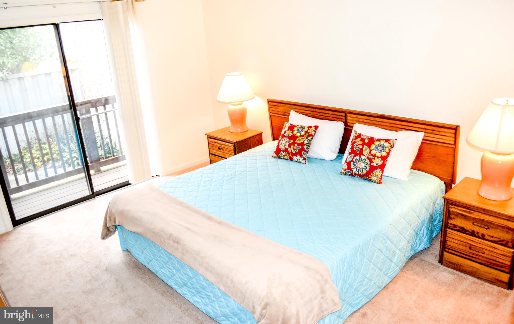 WHISPERING WOODS - Residential