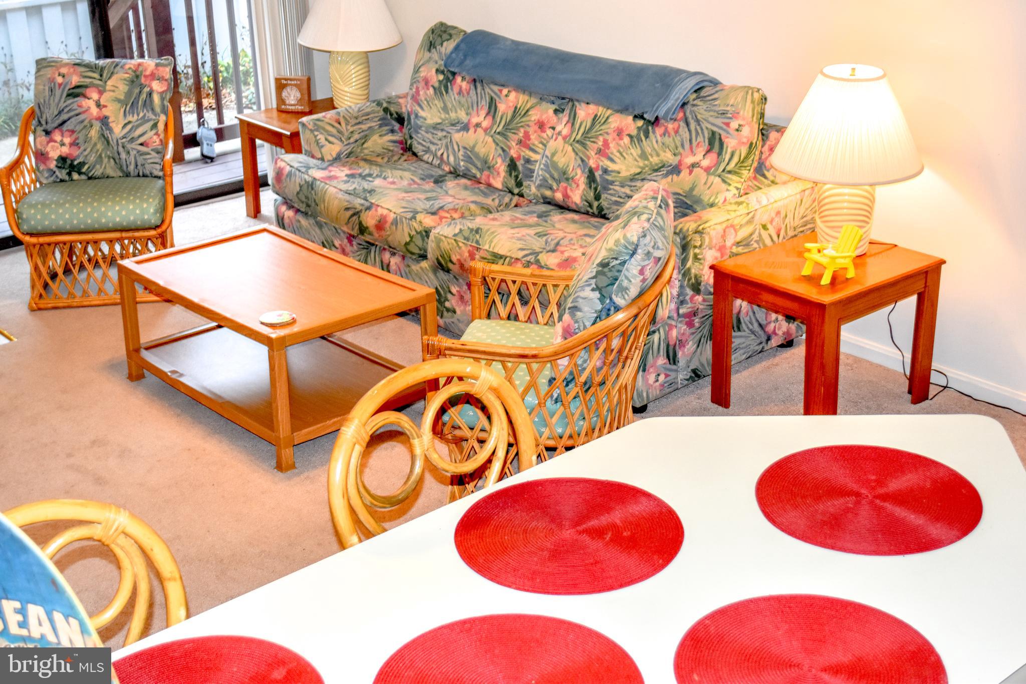 WHISPERING WOODS - Residential