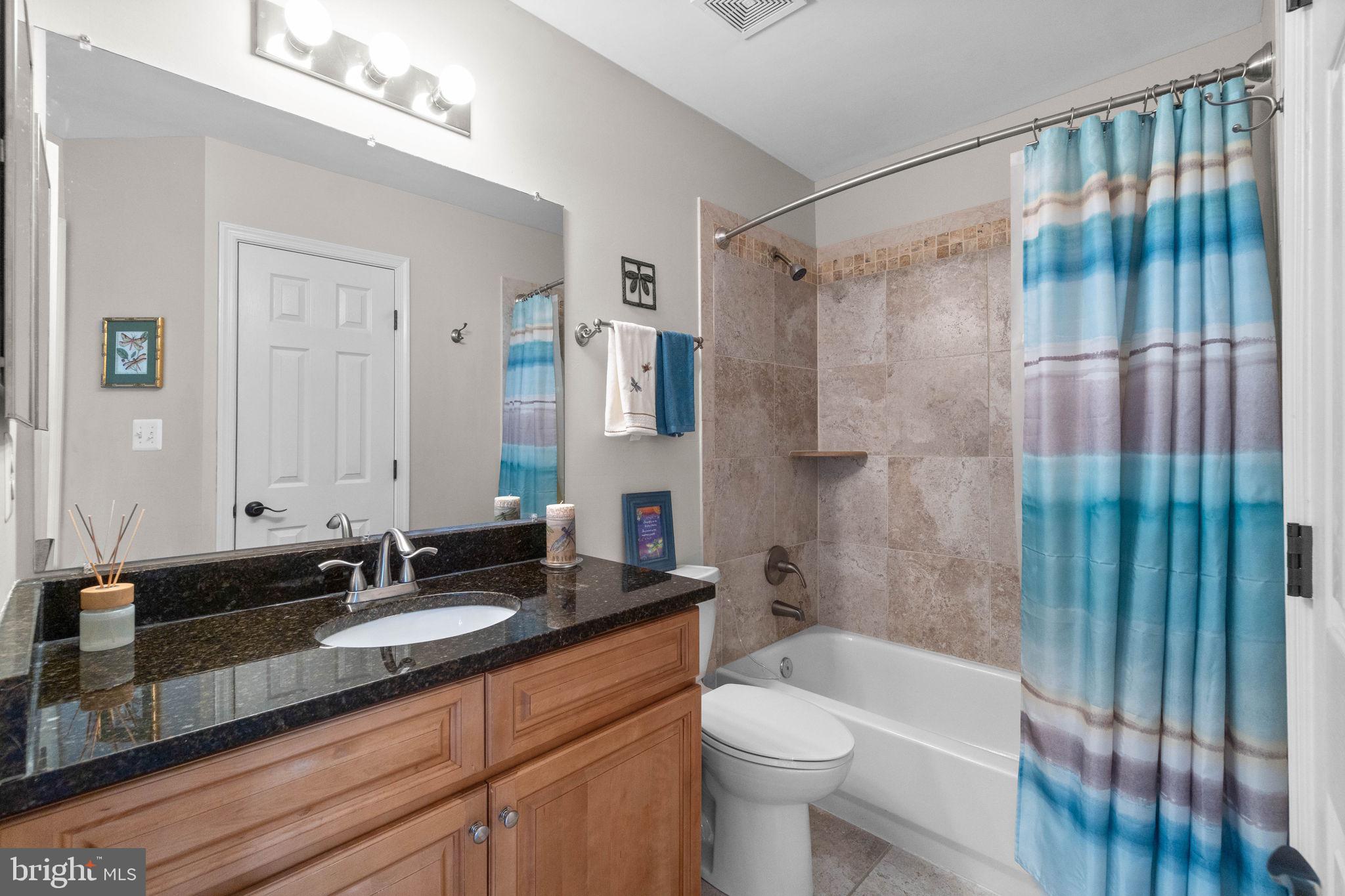 MANOR OAKS - Residential