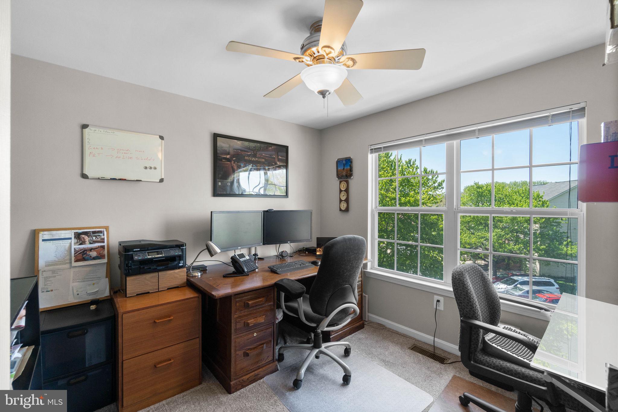 MANOR OAKS - Residential