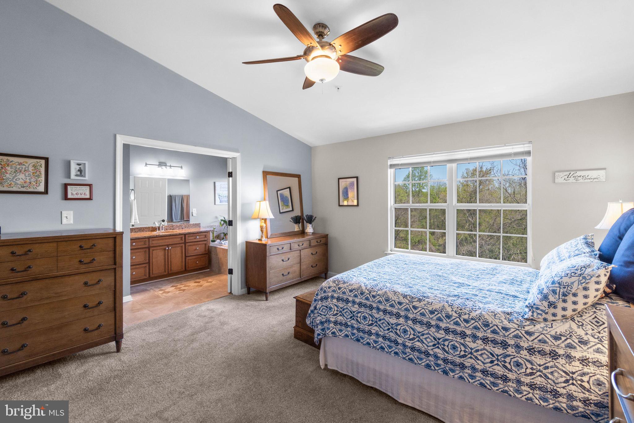 MANOR OAKS - Residential