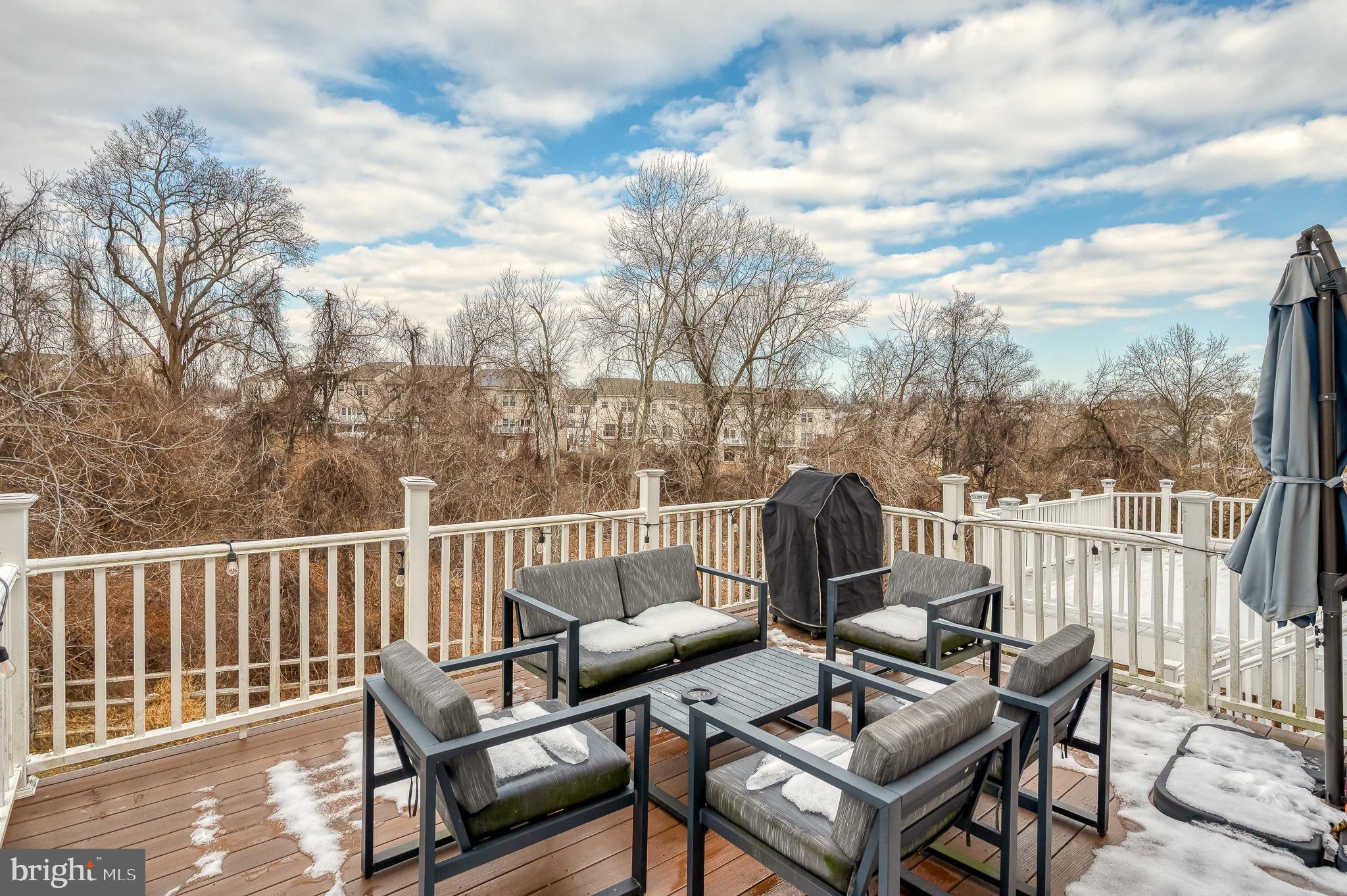 MONMOUTH MEADOWS - Residential