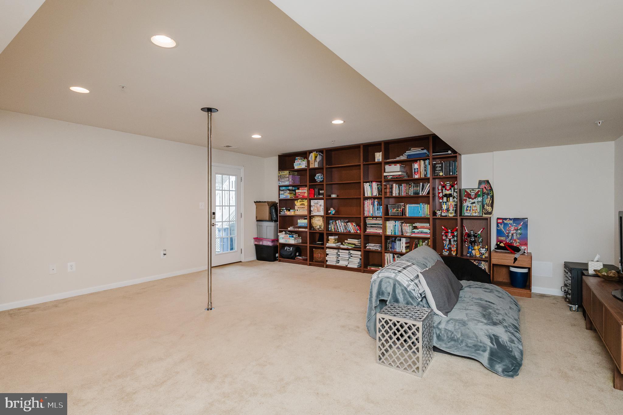 MONMOUTH MEADOWS - Residential