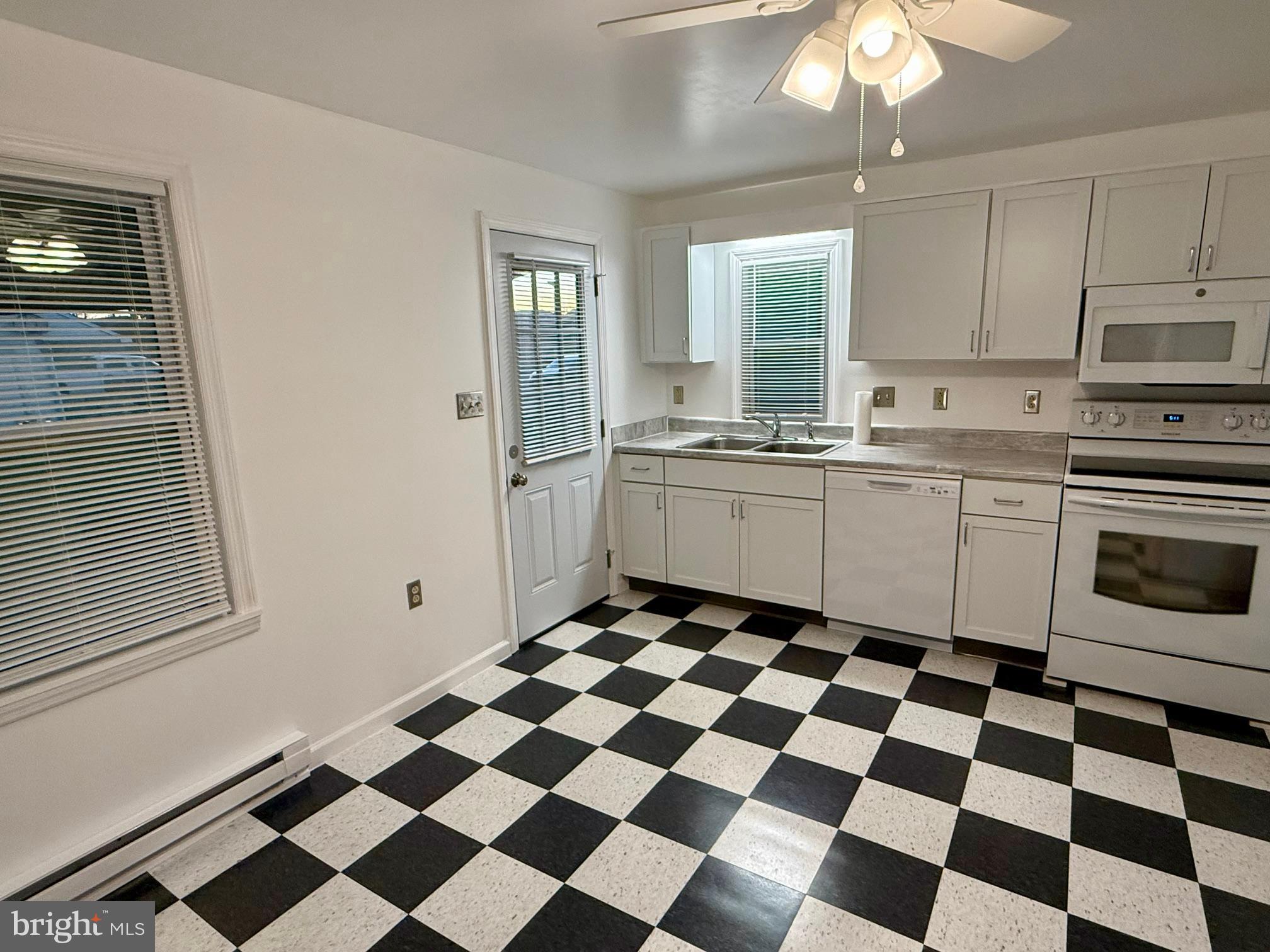 GREENCASTLE BOROUGH - Residential Lease