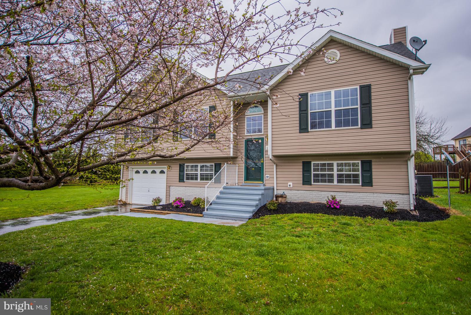 BRIAR RUN - Residential