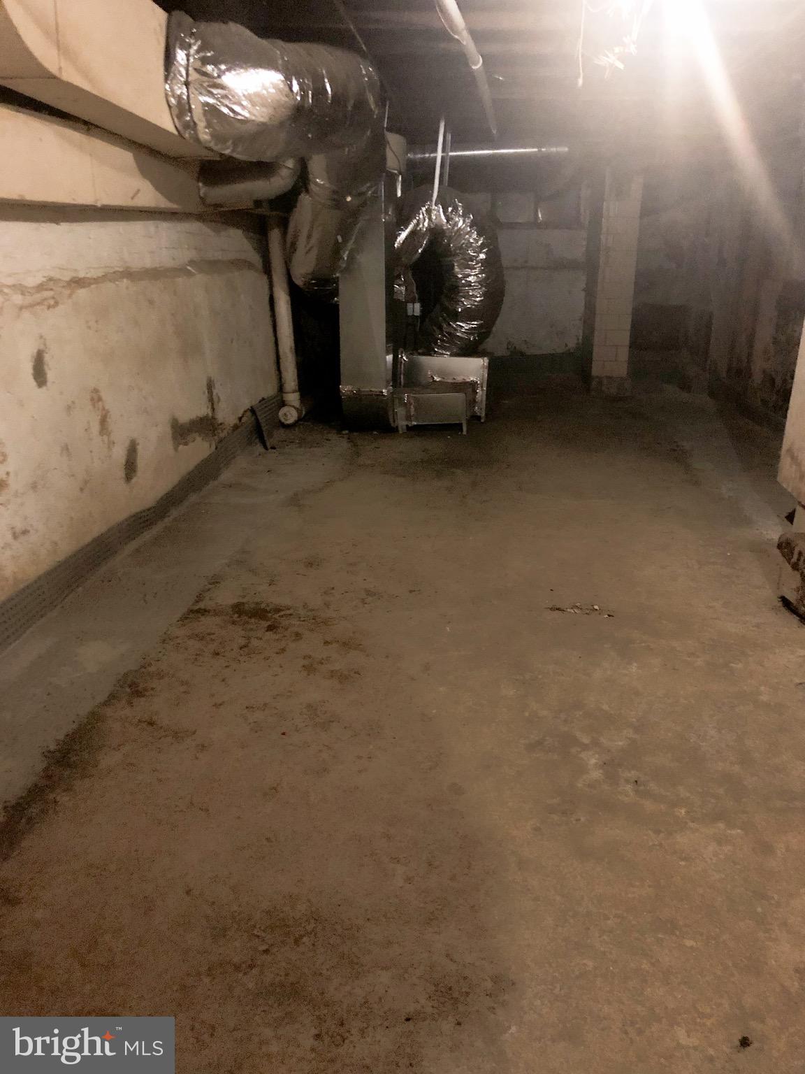 MIDDLE EAST - Residential