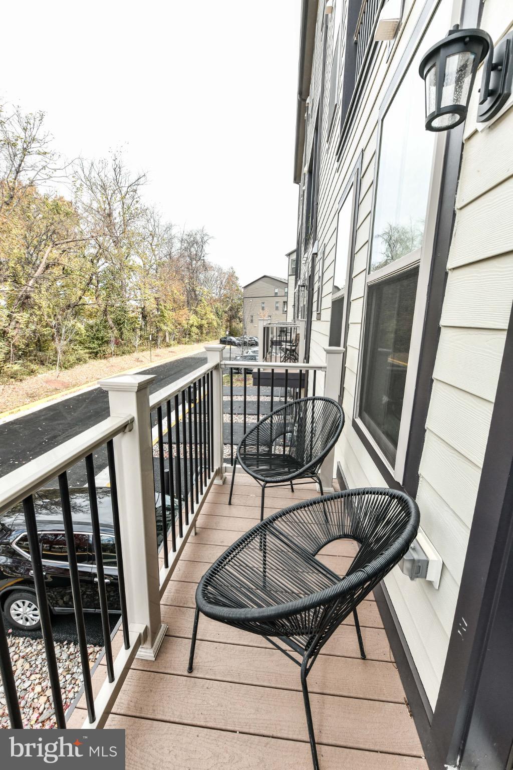 REGAL CHASE - Residential