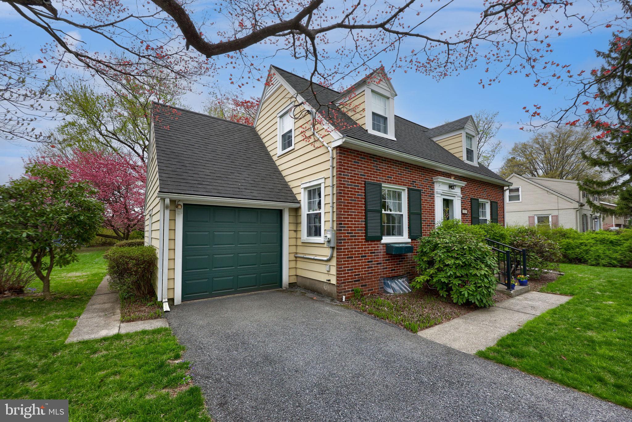 164 E ROSEVILLE ROAD