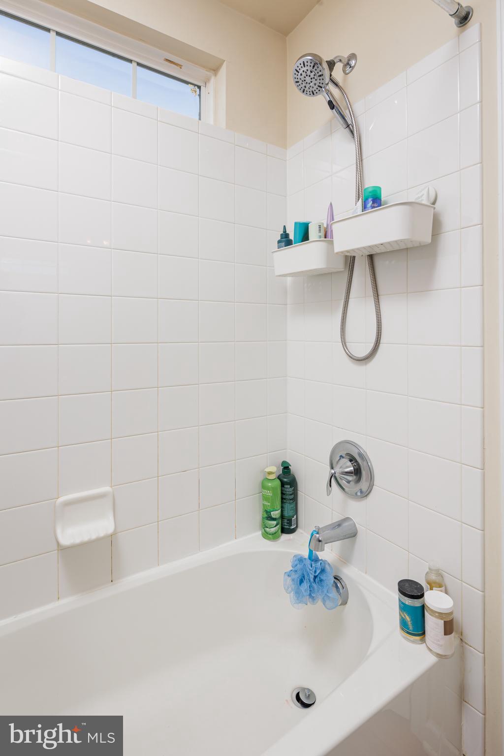 TANYARD SPRINGS - Residential