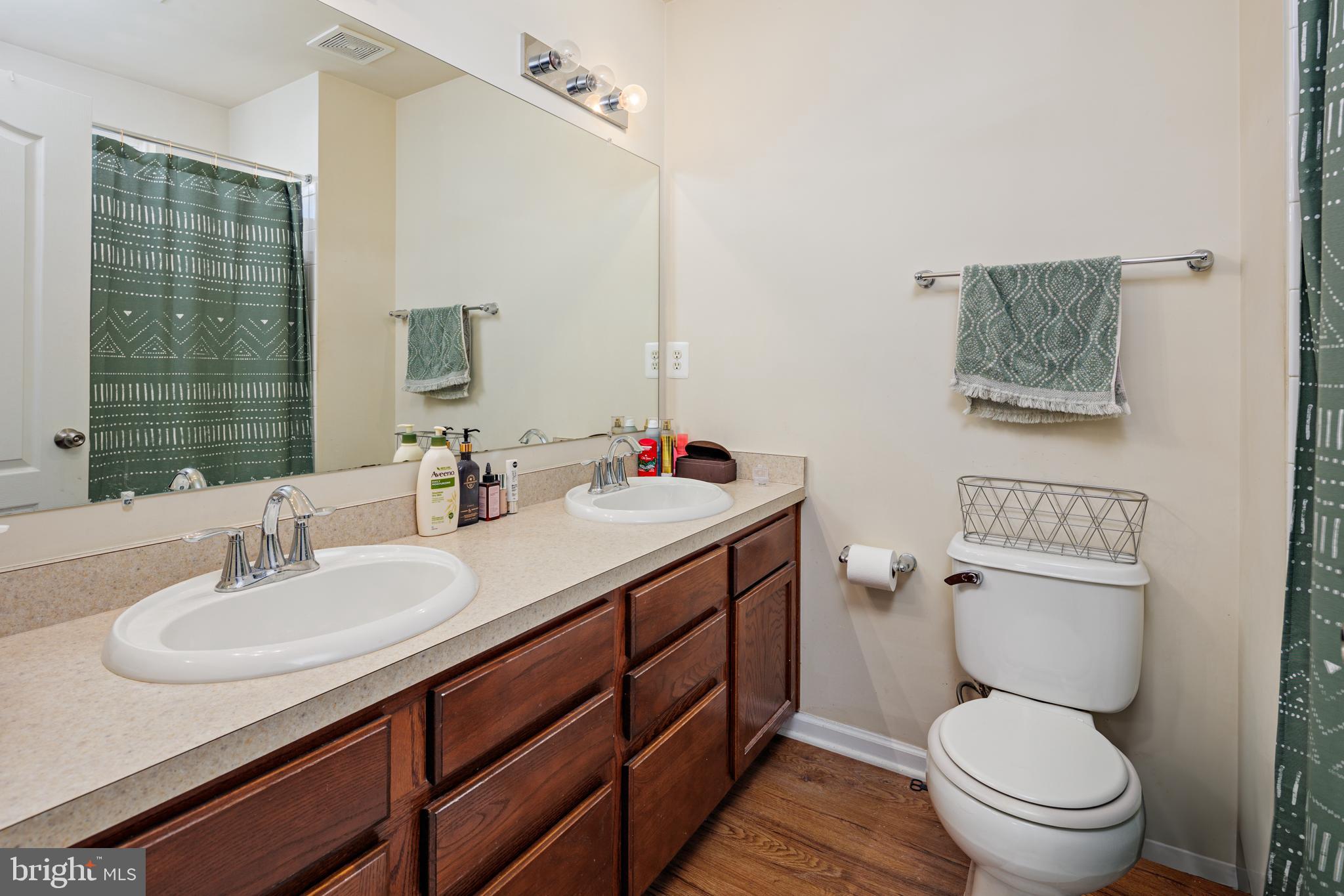 TANYARD SPRINGS - Residential