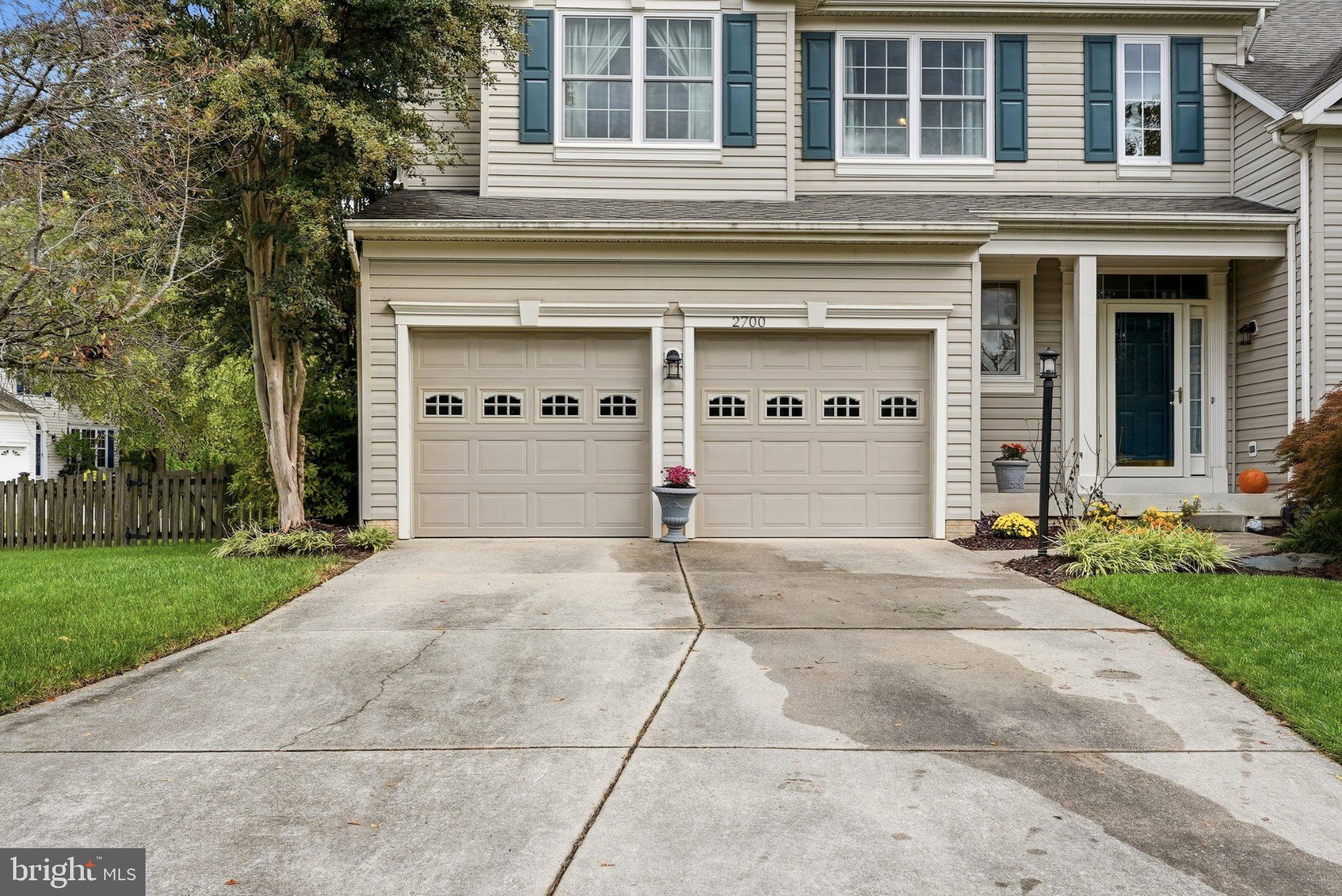 2700 GUARES COURT