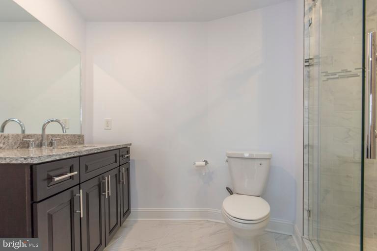 225 W GIRARD AVENUE 29