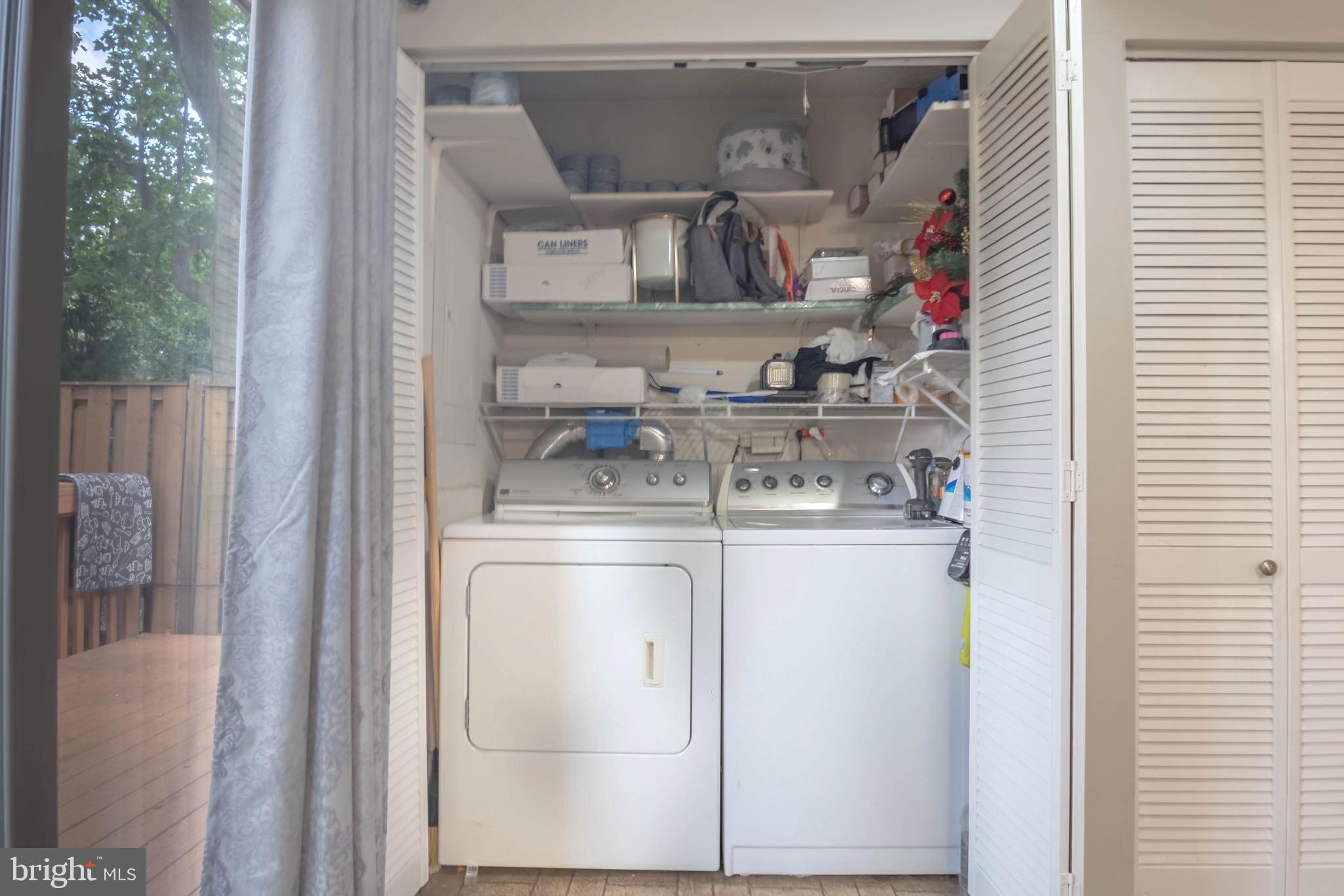 GUNNERS LAKE VILLAGE - Residential