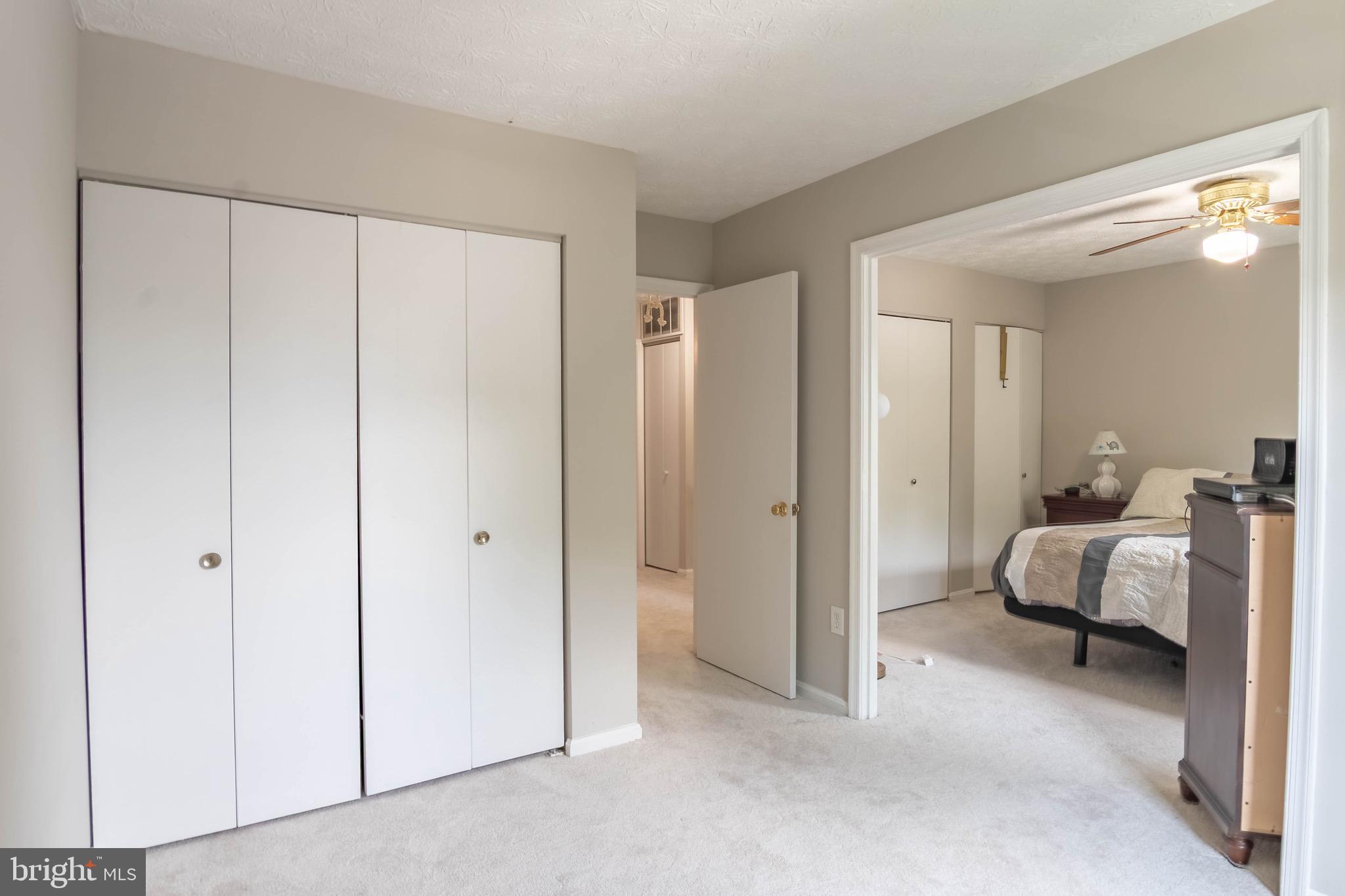 GUNNERS LAKE VILLAGE - Residential