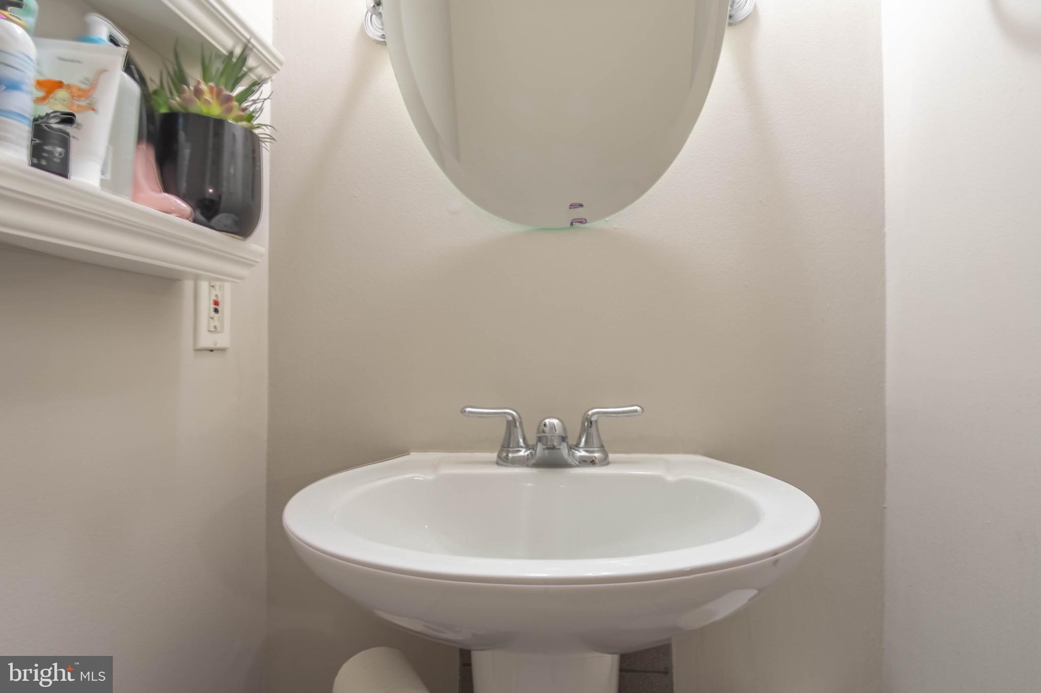 GUNNERS LAKE VILLAGE - Residential