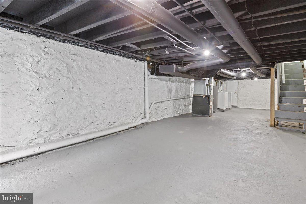 WAVERLY - Residential