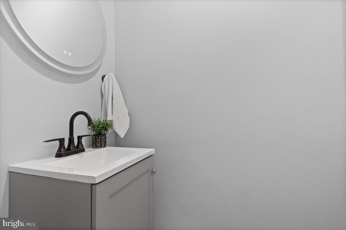 WAVERLY - Residential