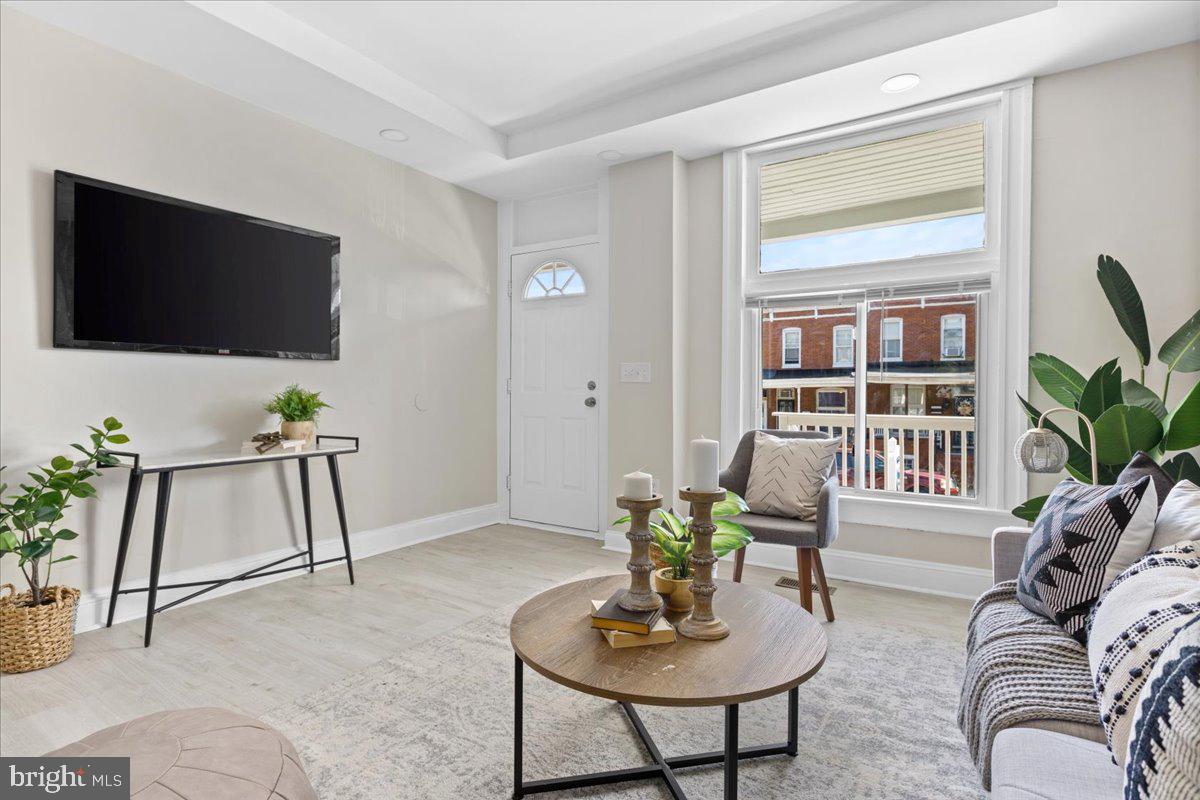 WAVERLY - Residential