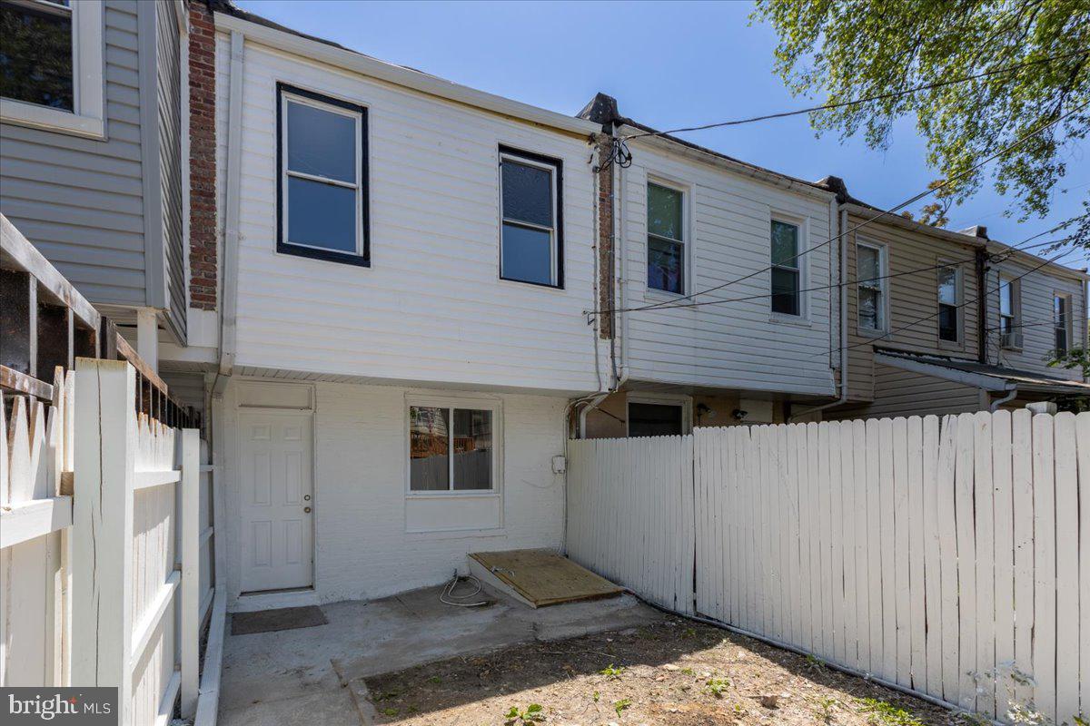 WAVERLY - Residential