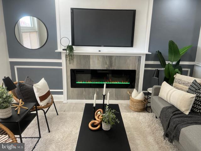 WAVERLY - Residential