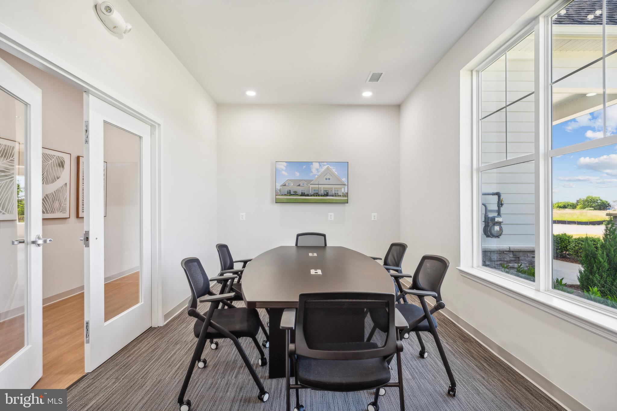 ARCOLA TOWN CENTER - Residential