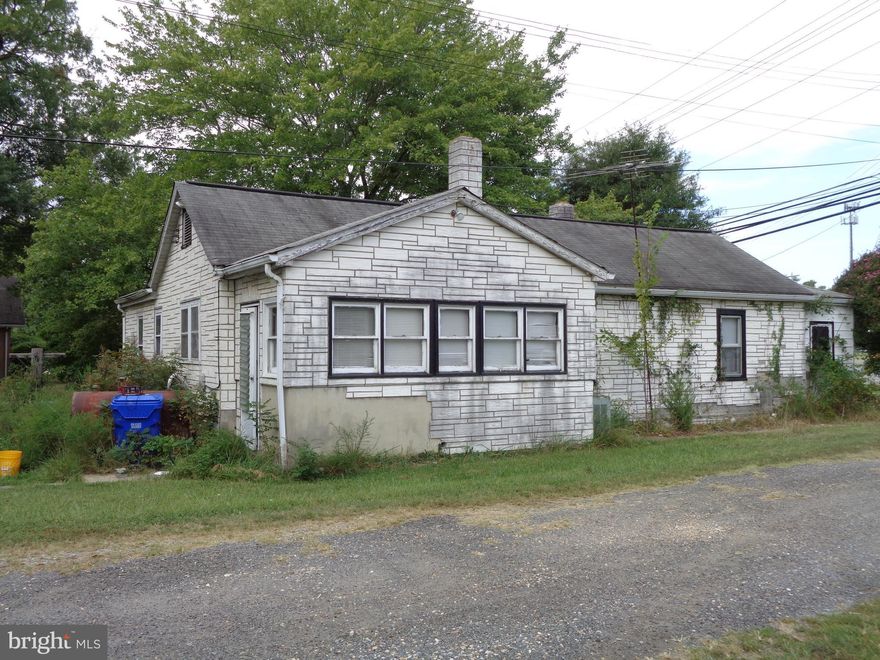 LOCATION, LOCATION, LOCATION--CONVENIENTLY JUST OFF INDIAN HEAD HWY NEAR THE HEART OF UP & COMING BRYANS ROAD... PUBLIC WATER & SEWER...EXISTING DETACHED GARAGE...IDEAL FOR EITHER MAJOR REHAB, MODULAR, OR NEW CONSTRUCTION...