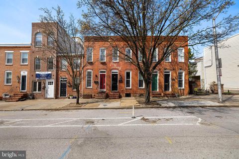Photo of 908 S Potomac Street, BALTIMORE, MD 21224 (MLS # MDBA2208622)