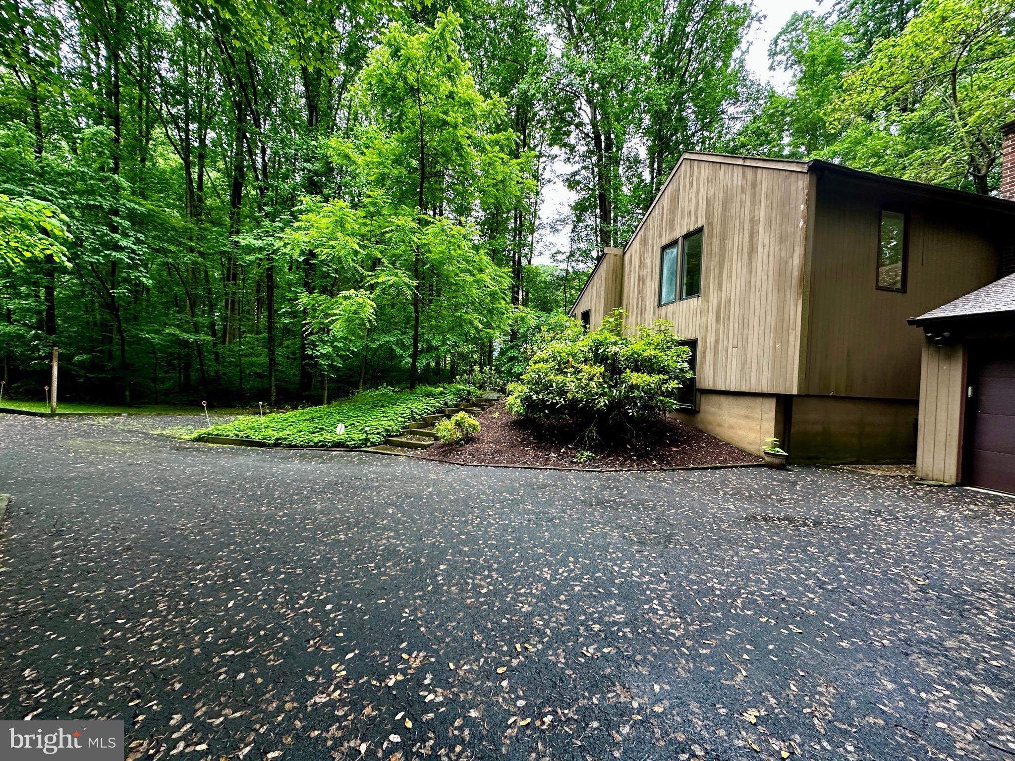 WILLOWMEADE - Residential