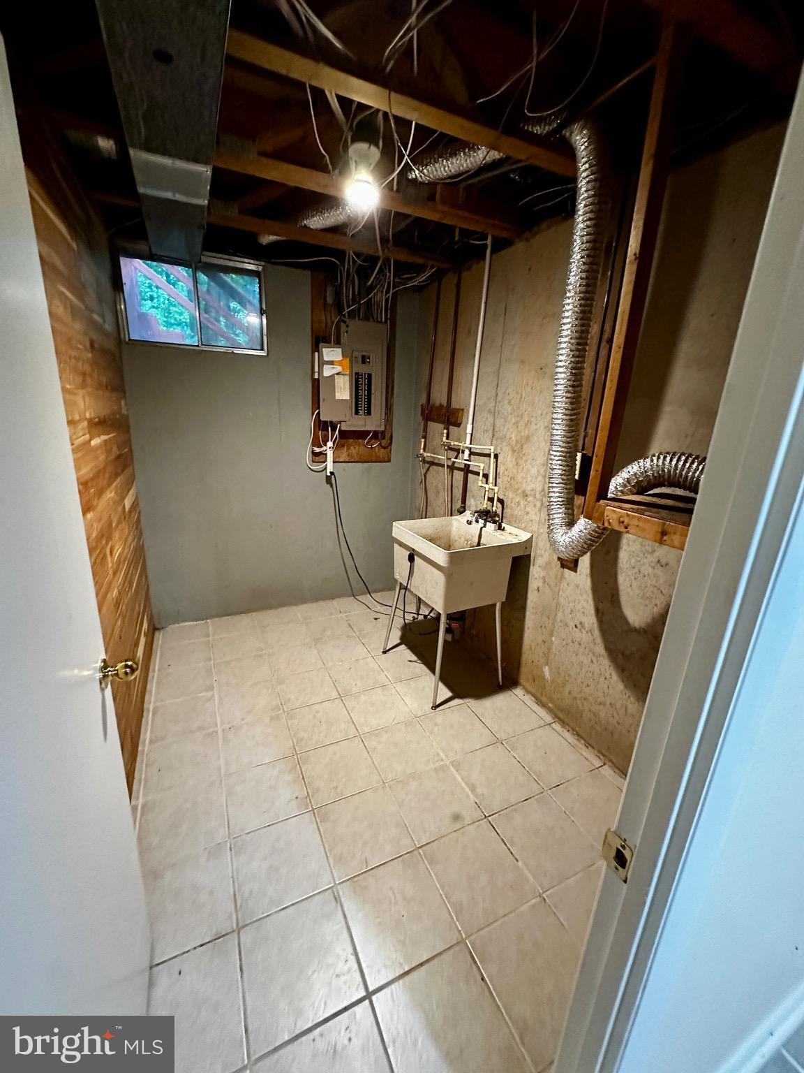 WILLOWMEADE - Residential