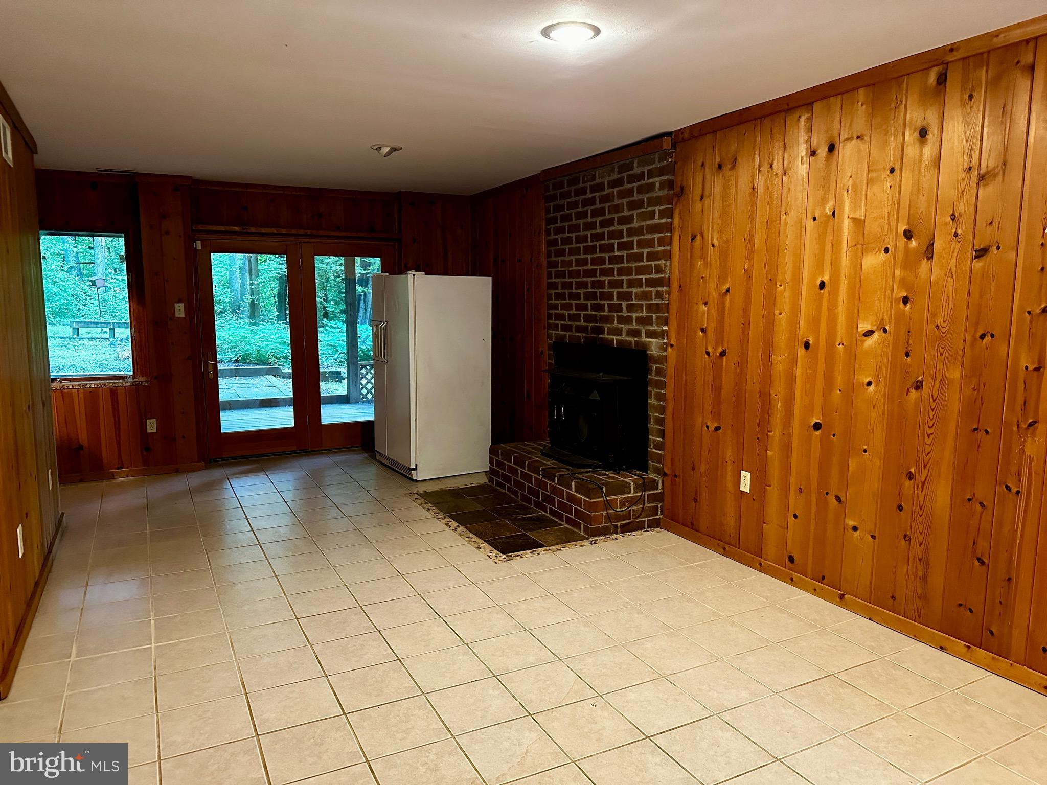 WILLOWMEADE - Residential