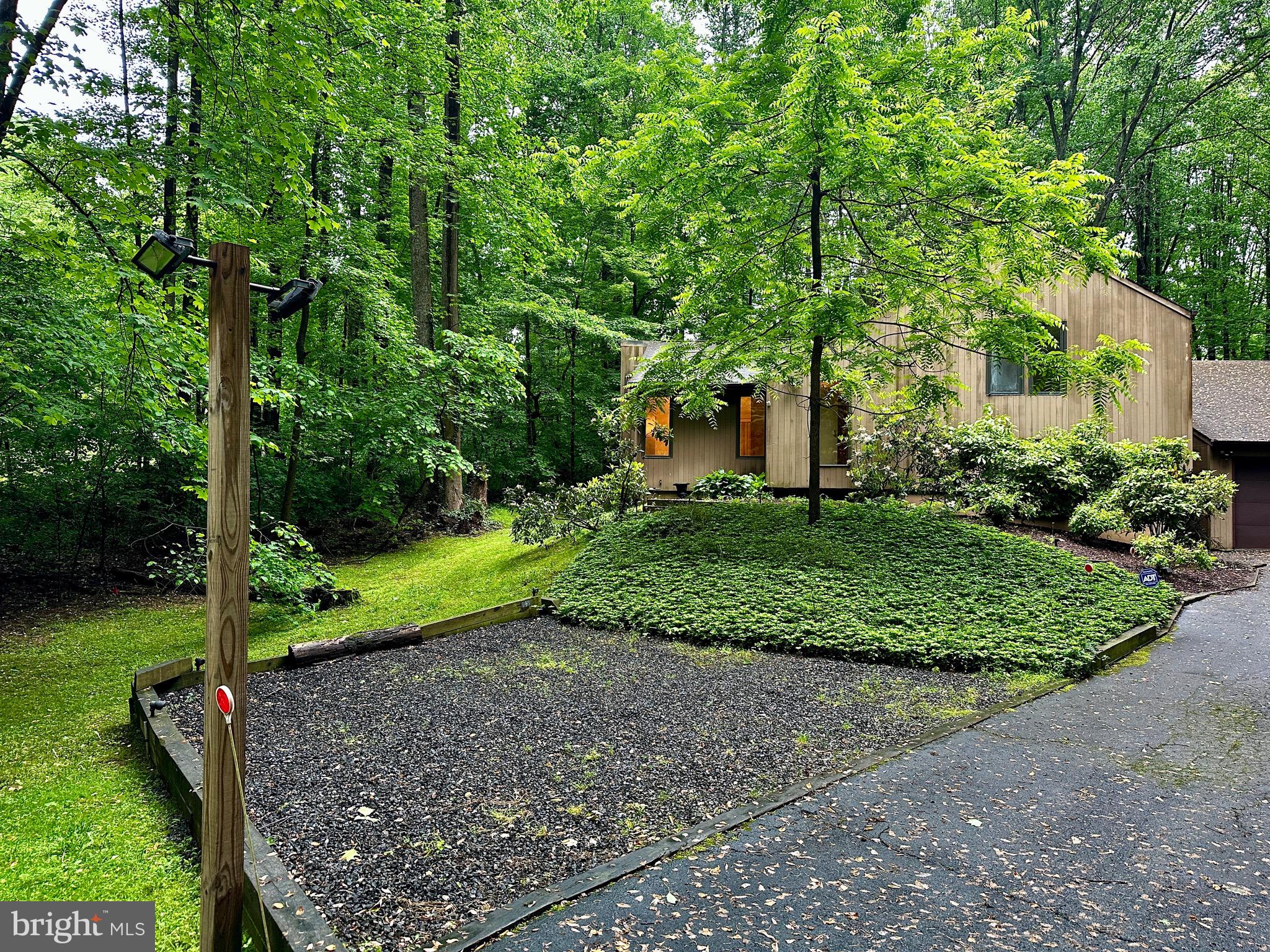 WILLOWMEADE - Residential