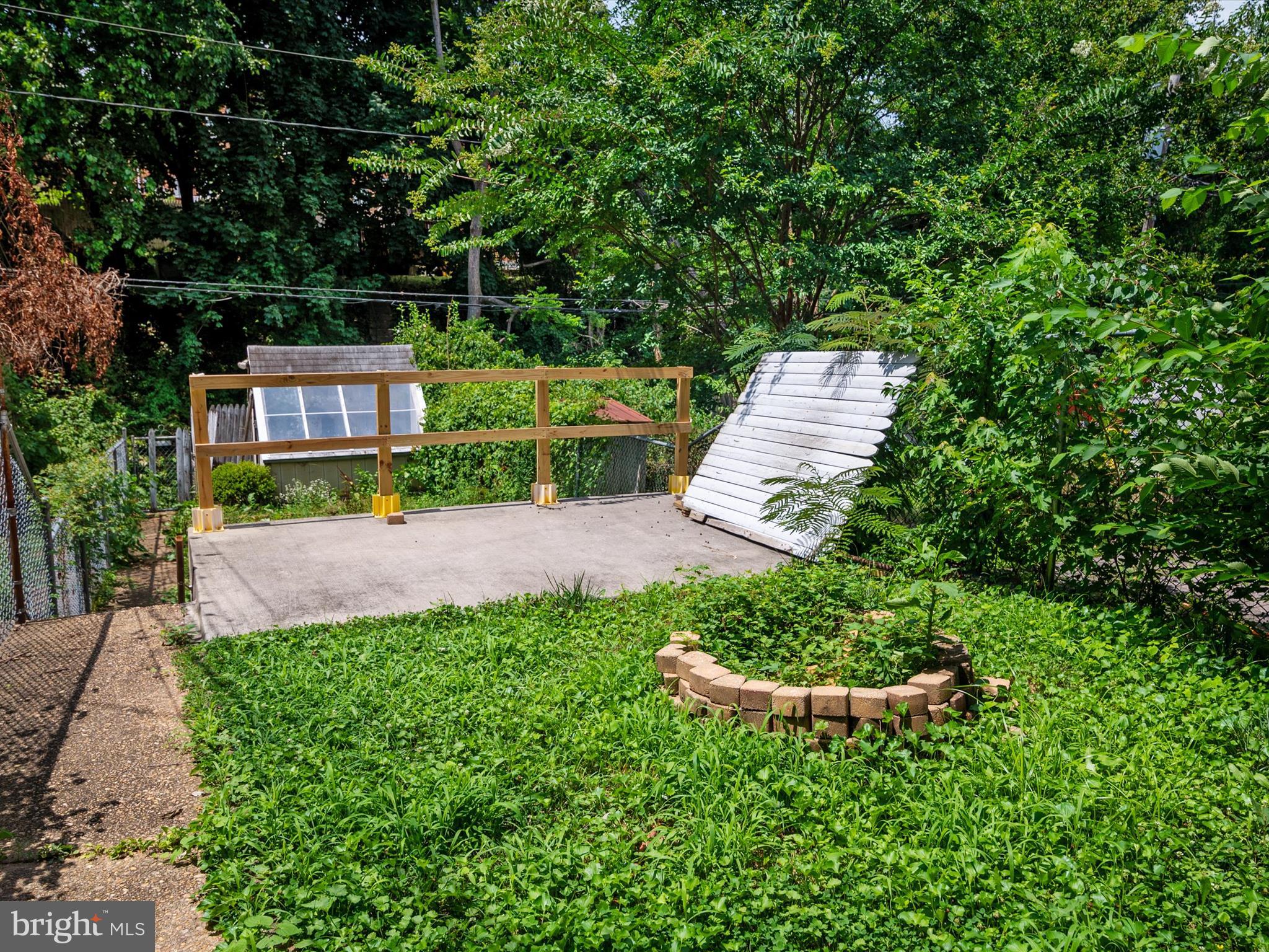 BROOKLYN PARK - Residential