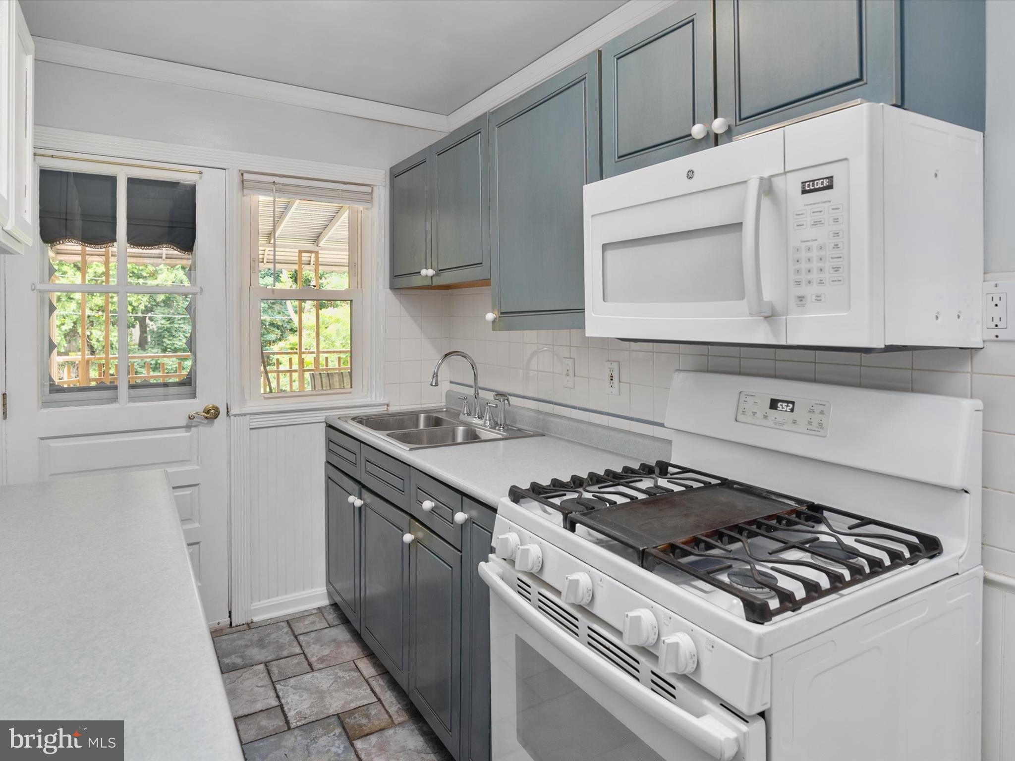 BROOKLYN PARK - Residential