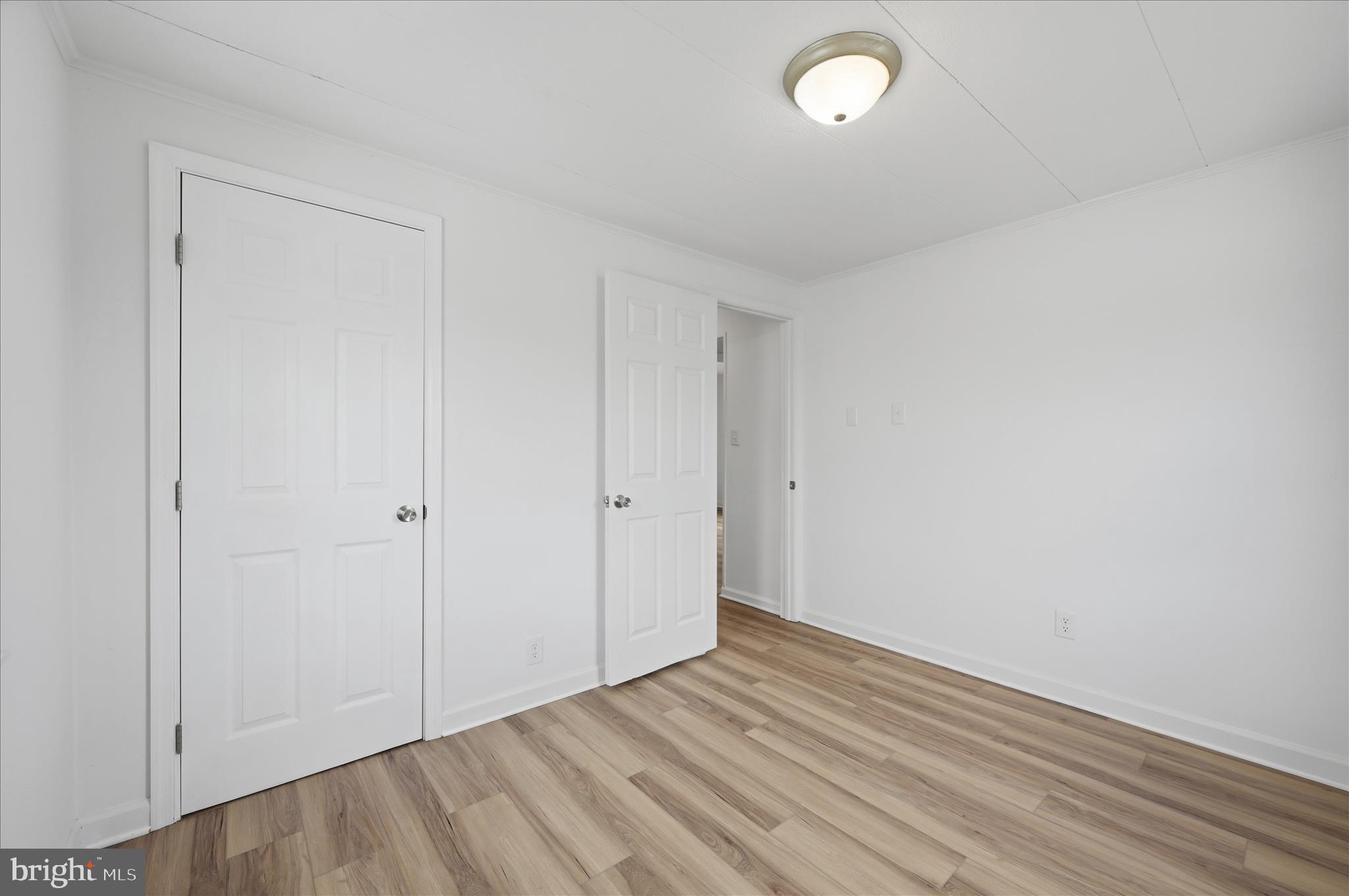 HIDDEN RIVER - Residential