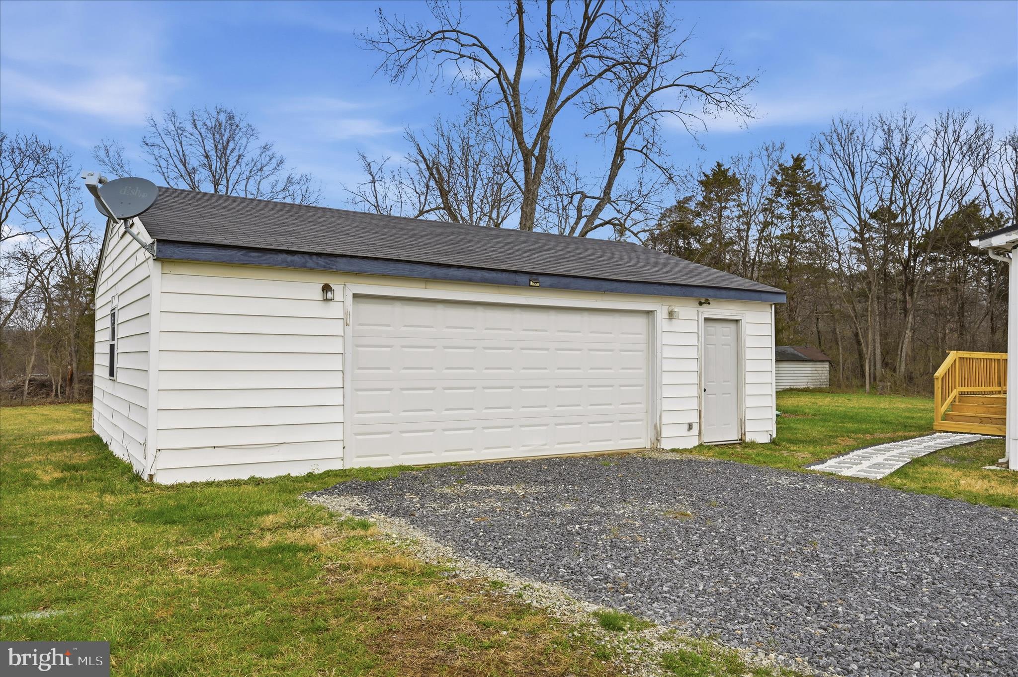 HIDDEN RIVER - Residential