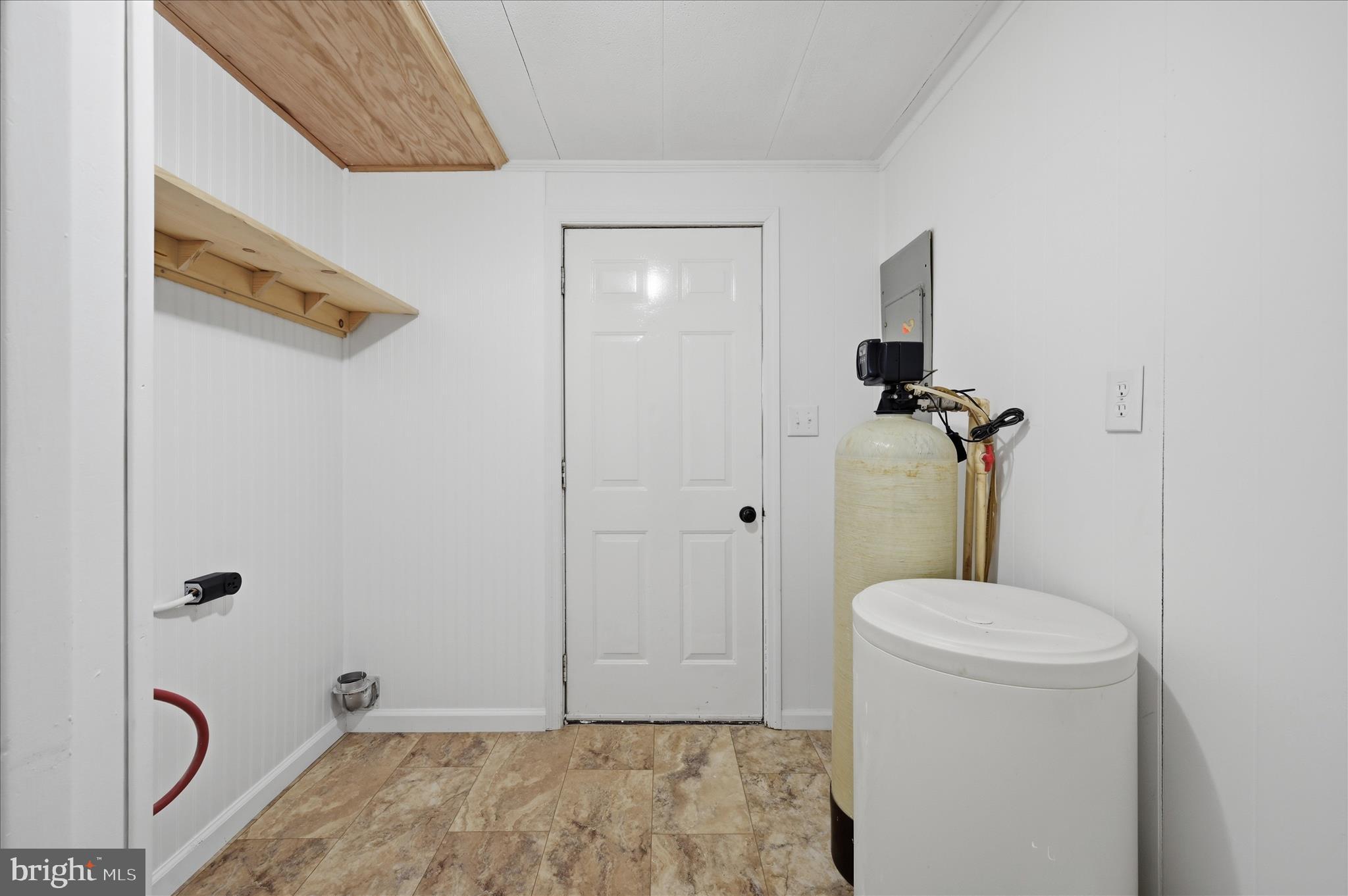 HIDDEN RIVER - Residential