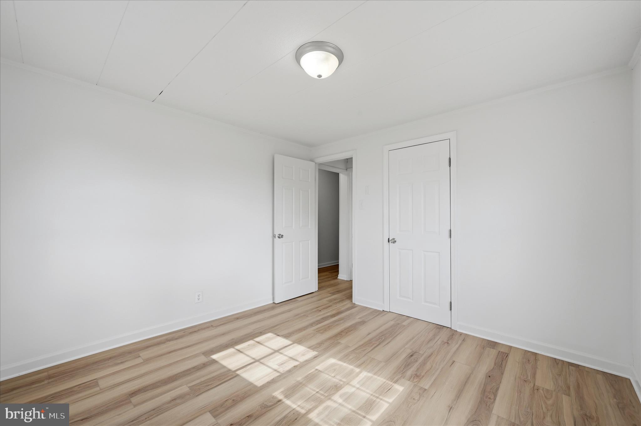 HIDDEN RIVER - Residential