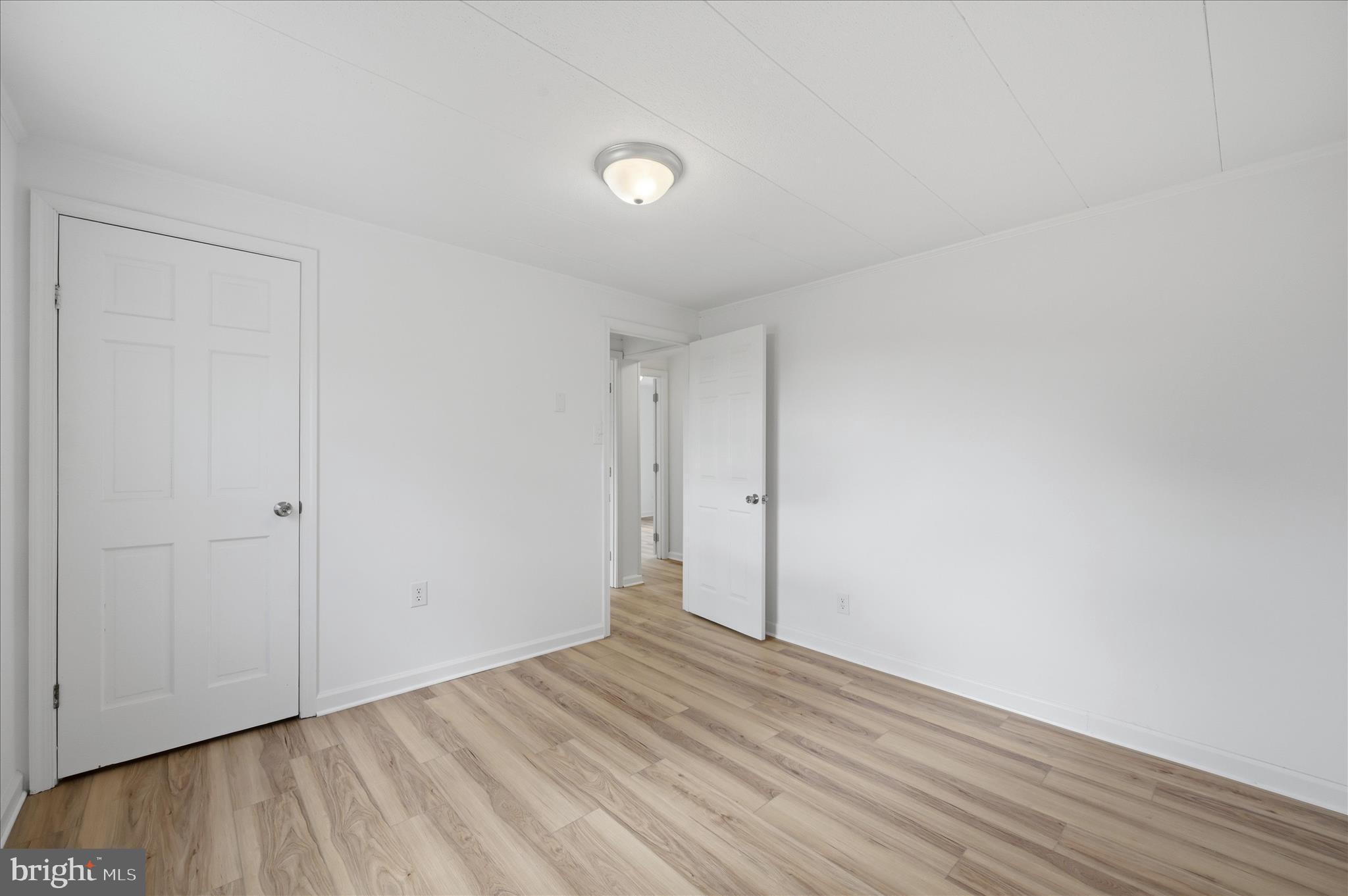 HIDDEN RIVER - Residential