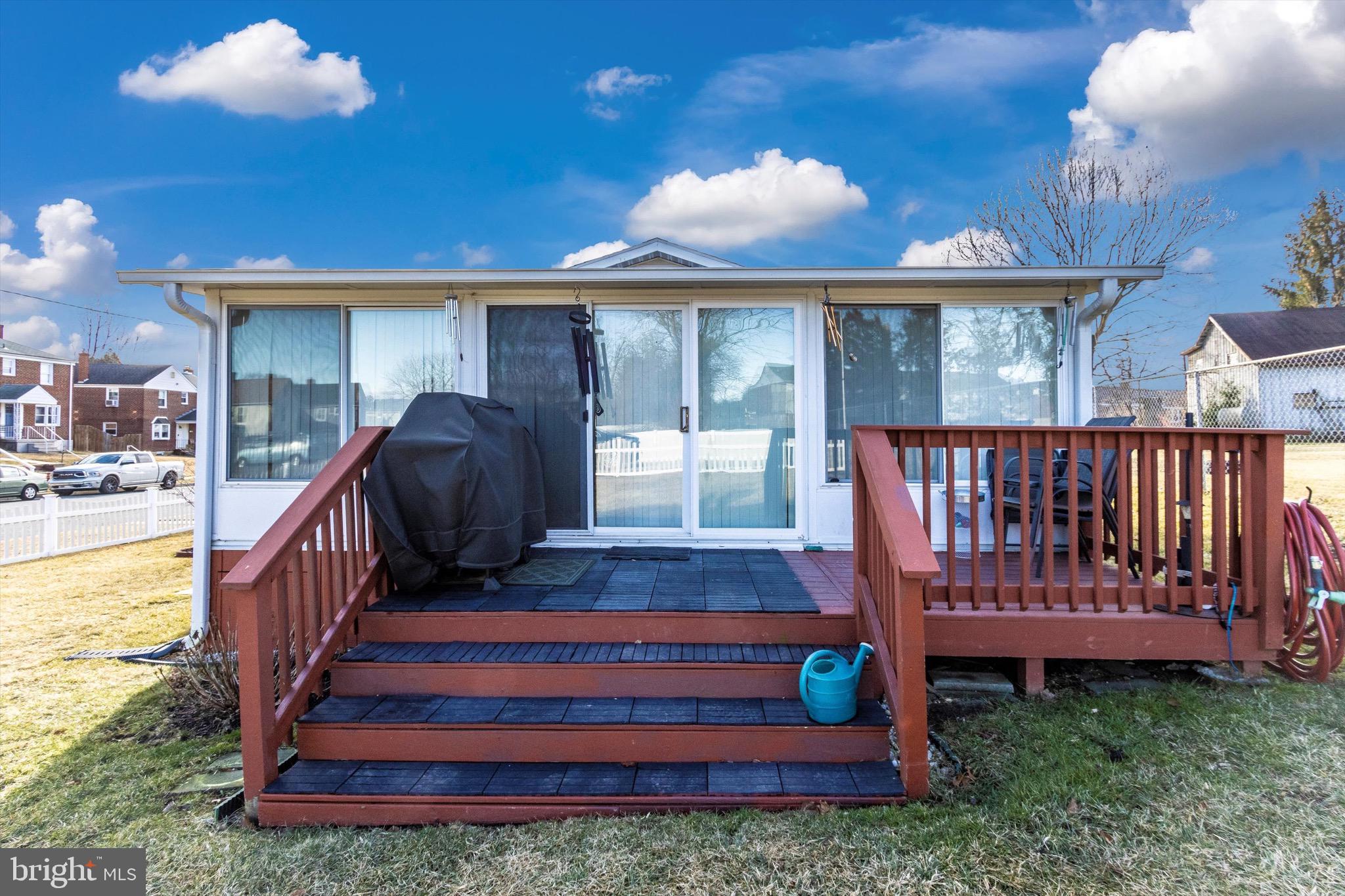 MOUNT RIDGE - Residential